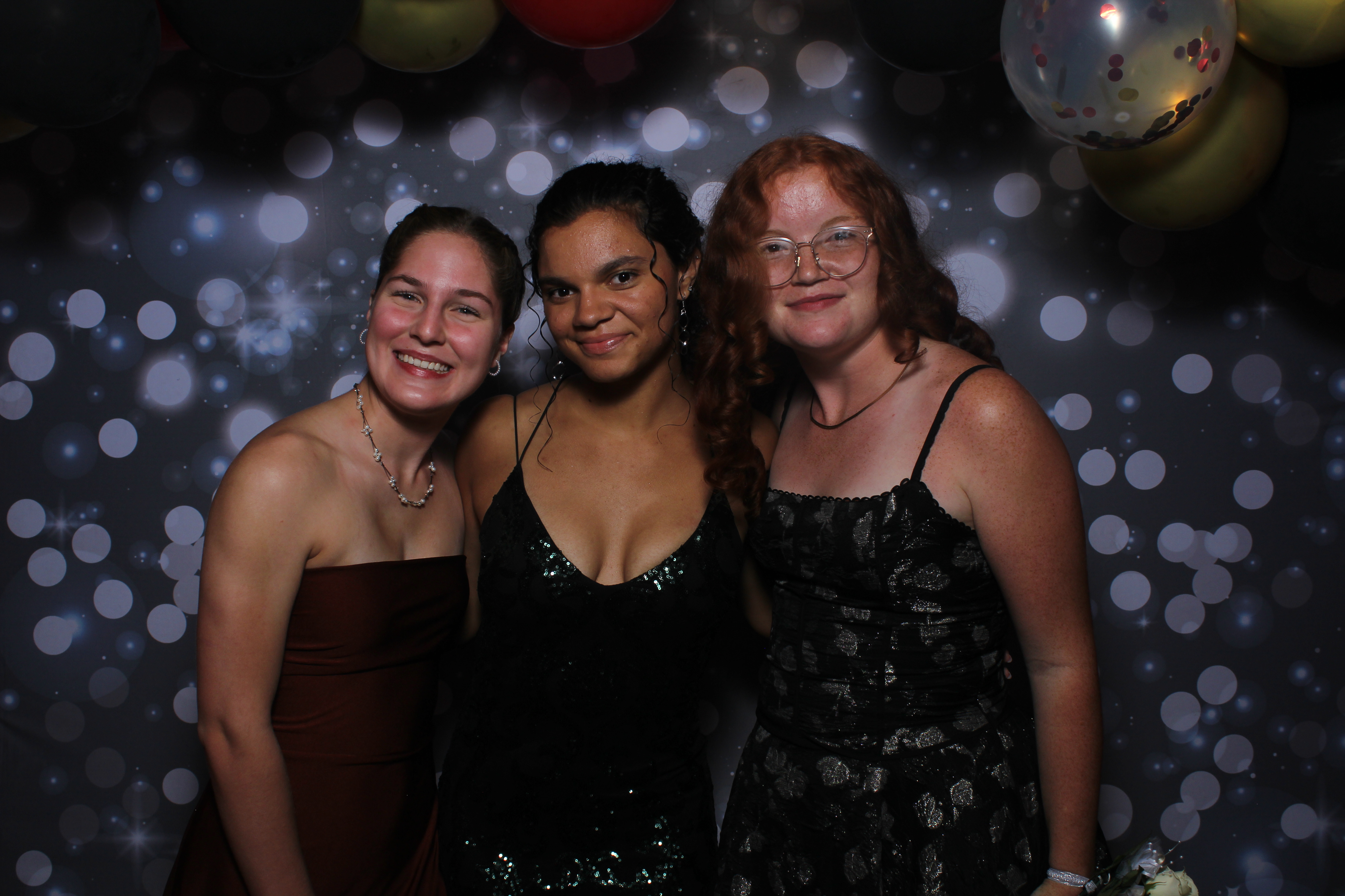 Walnut Hills Homecoming Originals | View more photos from the event at gallery.photoboothcincy.com/u/PhotoBoothCincy/Walnut-Hills-Homecoming-Originals