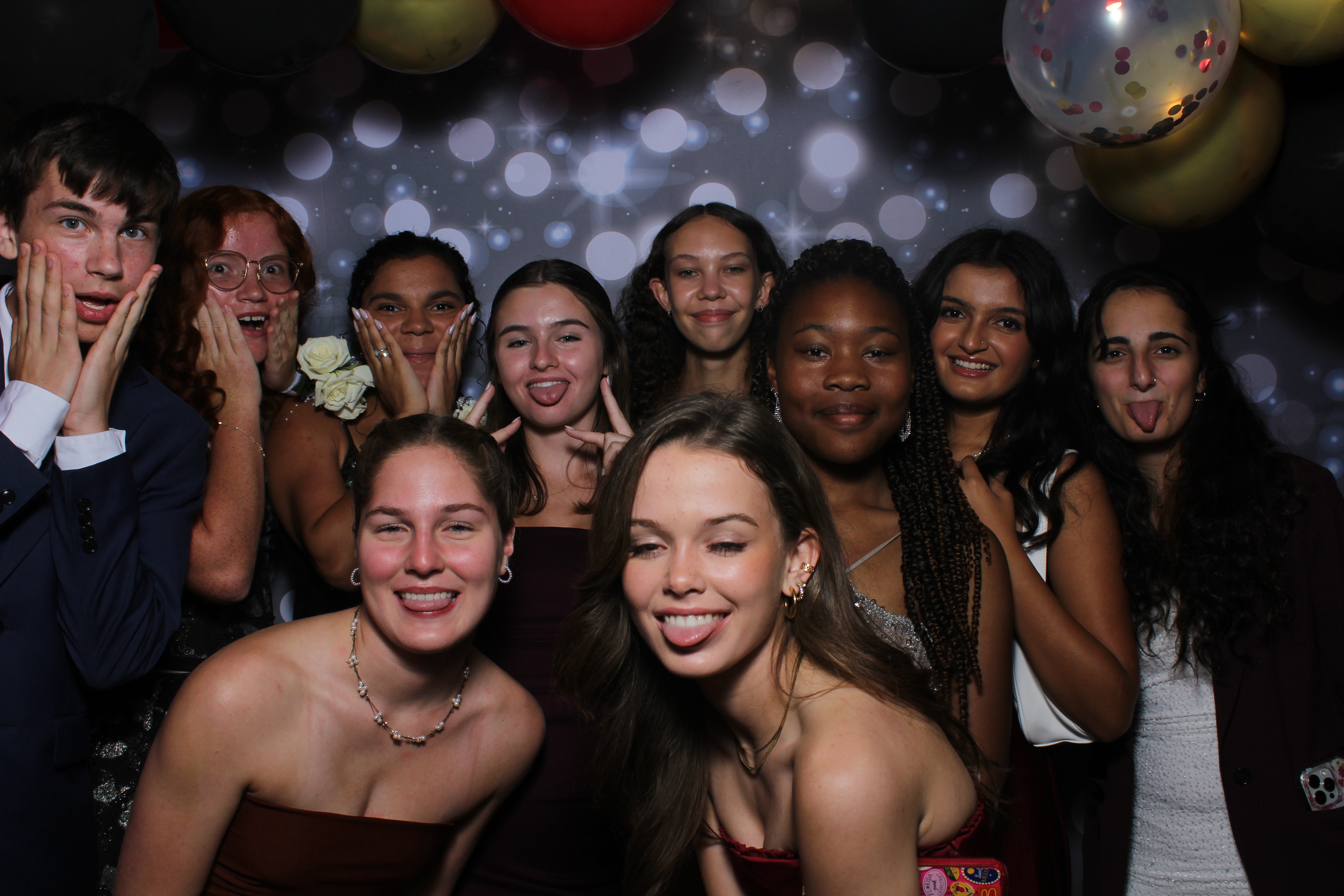 Walnut Hills Homecoming Originals | View more photos from the event at gallery.photoboothcincy.com/u/PhotoBoothCincy/Walnut-Hills-Homecoming-Originals
