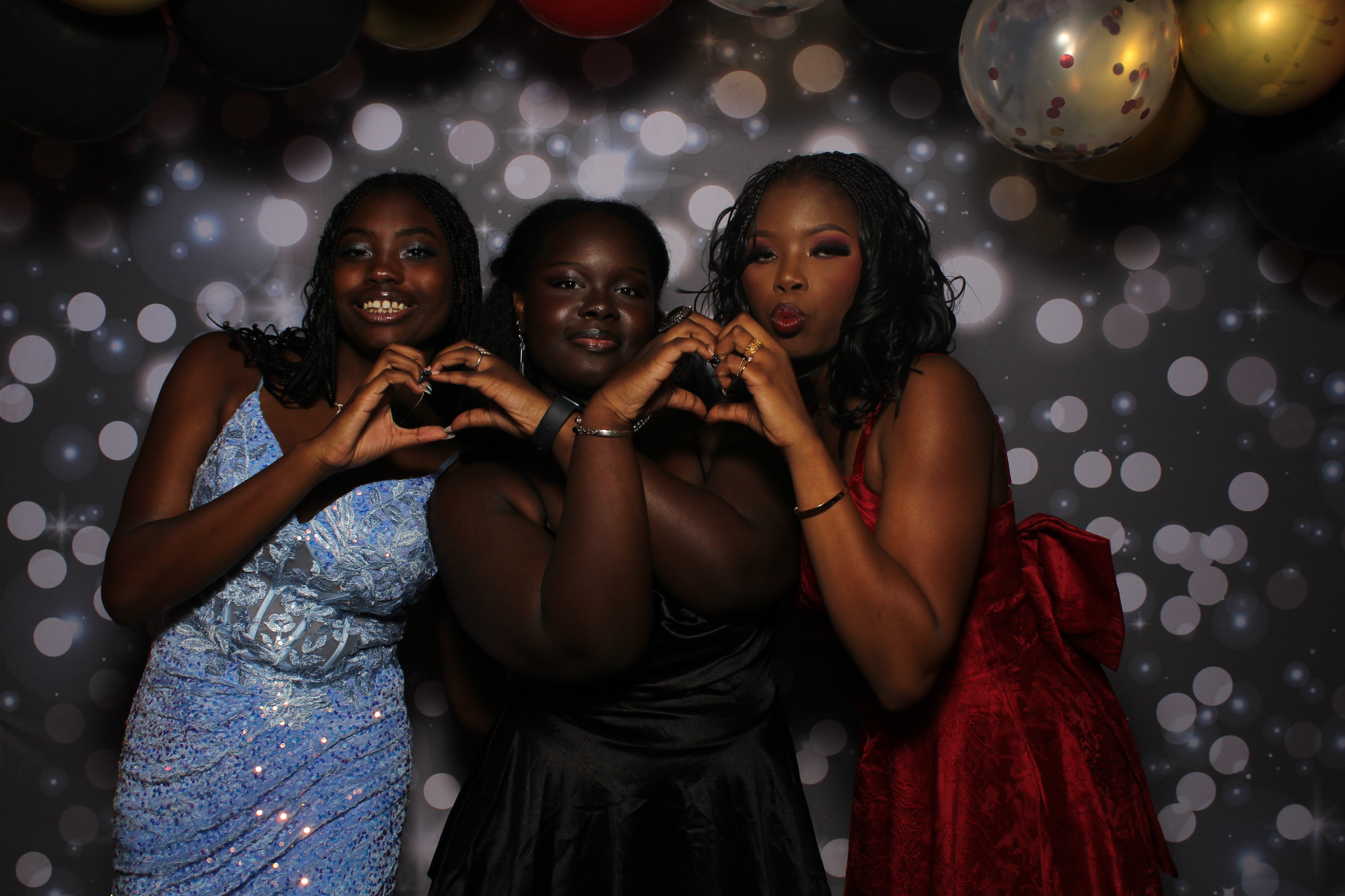 Walnut Hills Homecoming Originals | View more photos from the event at gallery.photoboothcincy.com/u/PhotoBoothCincy/Walnut-Hills-Homecoming-Originals
