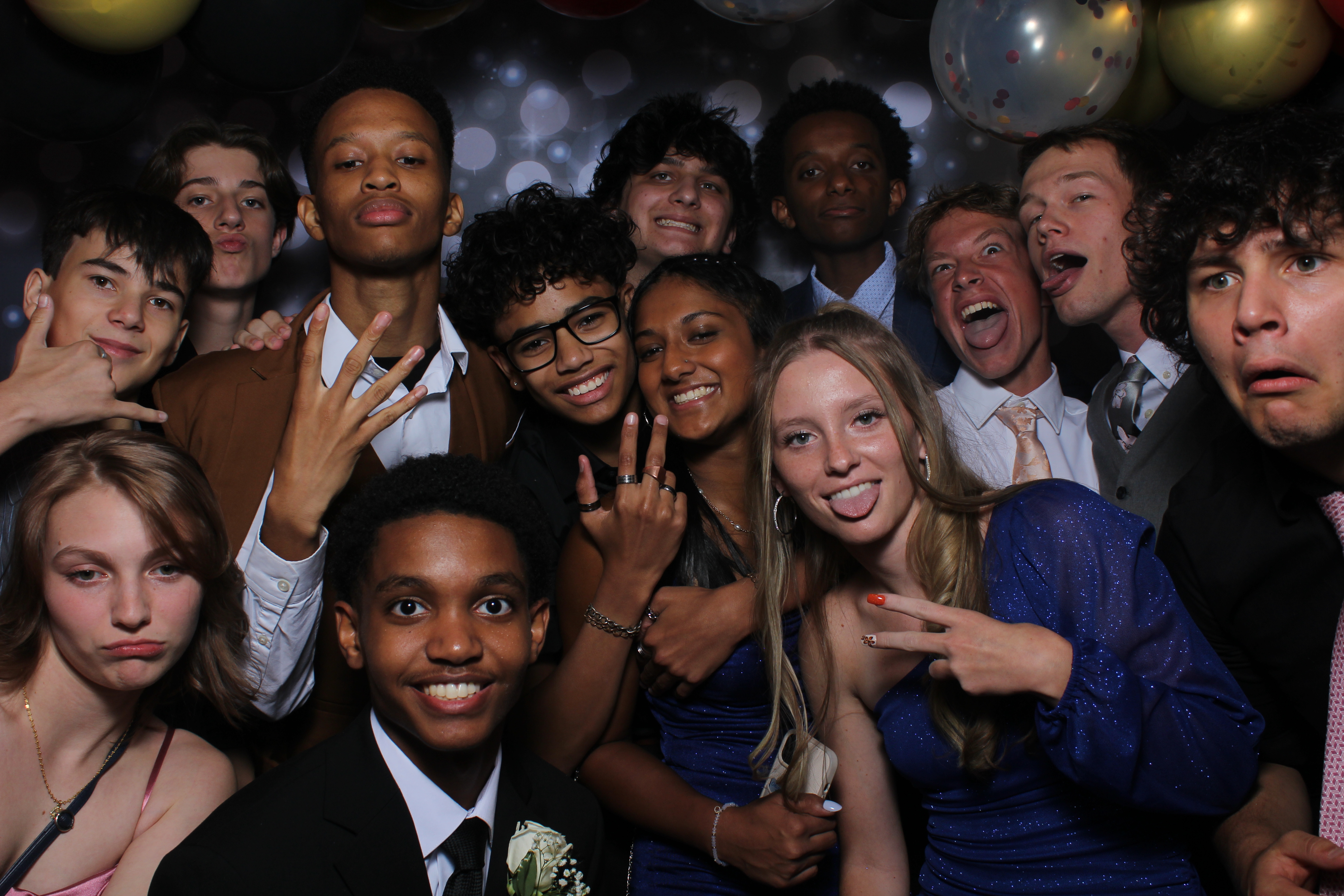Walnut Hills Homecoming Originals | View more photos from the event at gallery.photoboothcincy.com/u/PhotoBoothCincy/Walnut-Hills-Homecoming-Originals