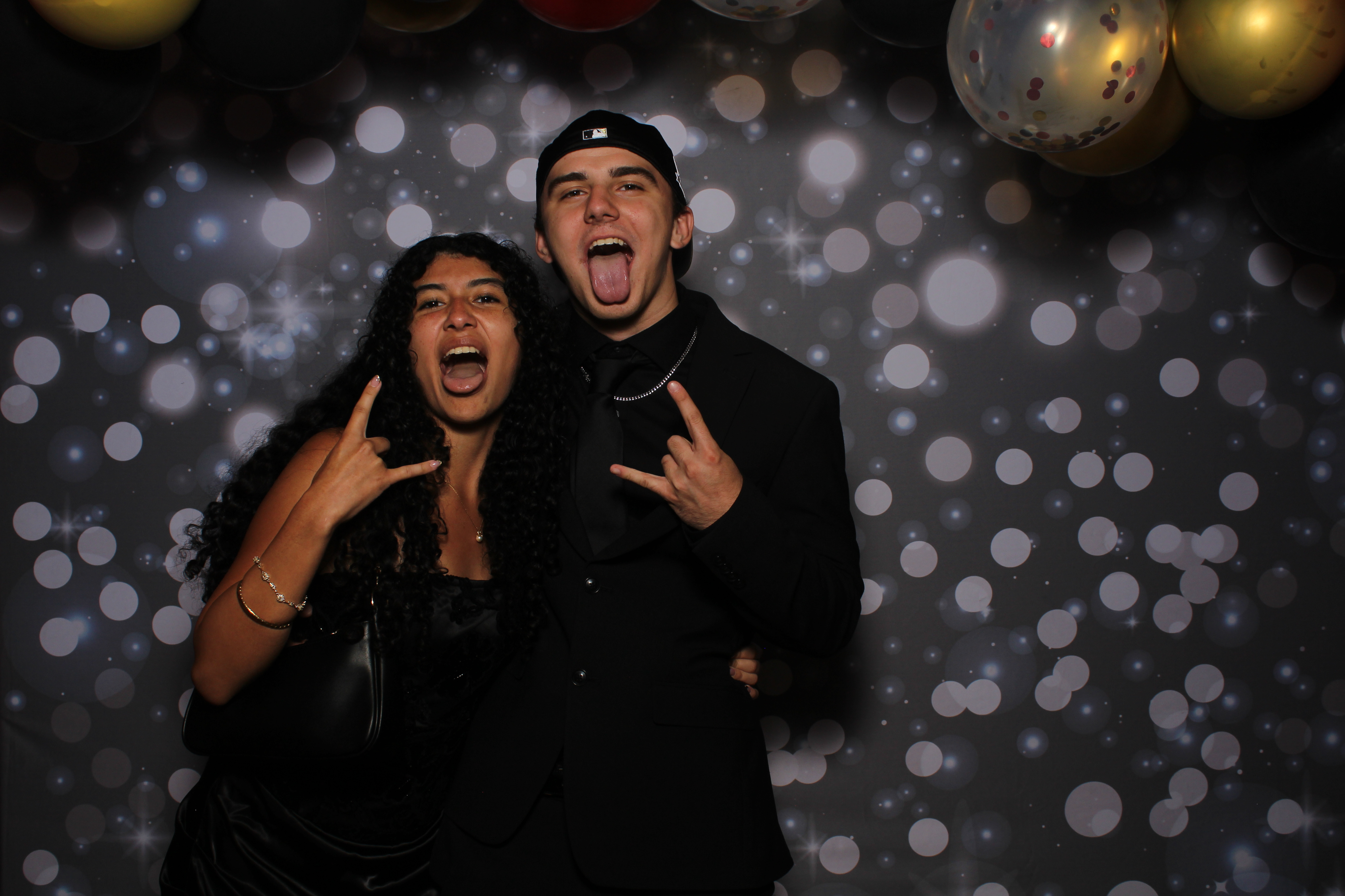 Walnut Hills Homecoming Originals | View more photos from the event at gallery.photoboothcincy.com/u/PhotoBoothCincy/Walnut-Hills-Homecoming-Originals