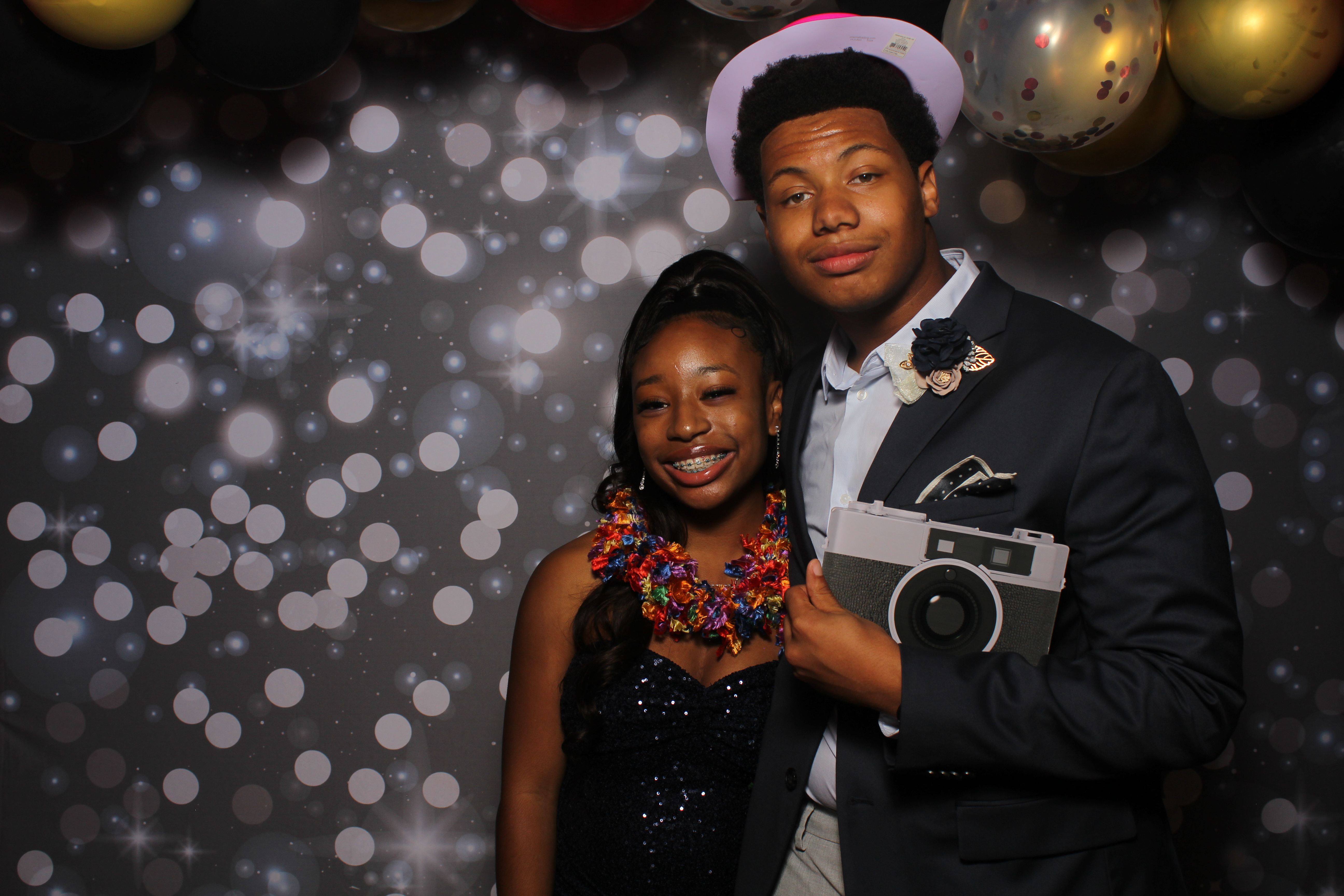 Walnut Hills Homecoming Originals | View more photos from the event at gallery.photoboothcincy.com/u/PhotoBoothCincy/Walnut-Hills-Homecoming-Originals