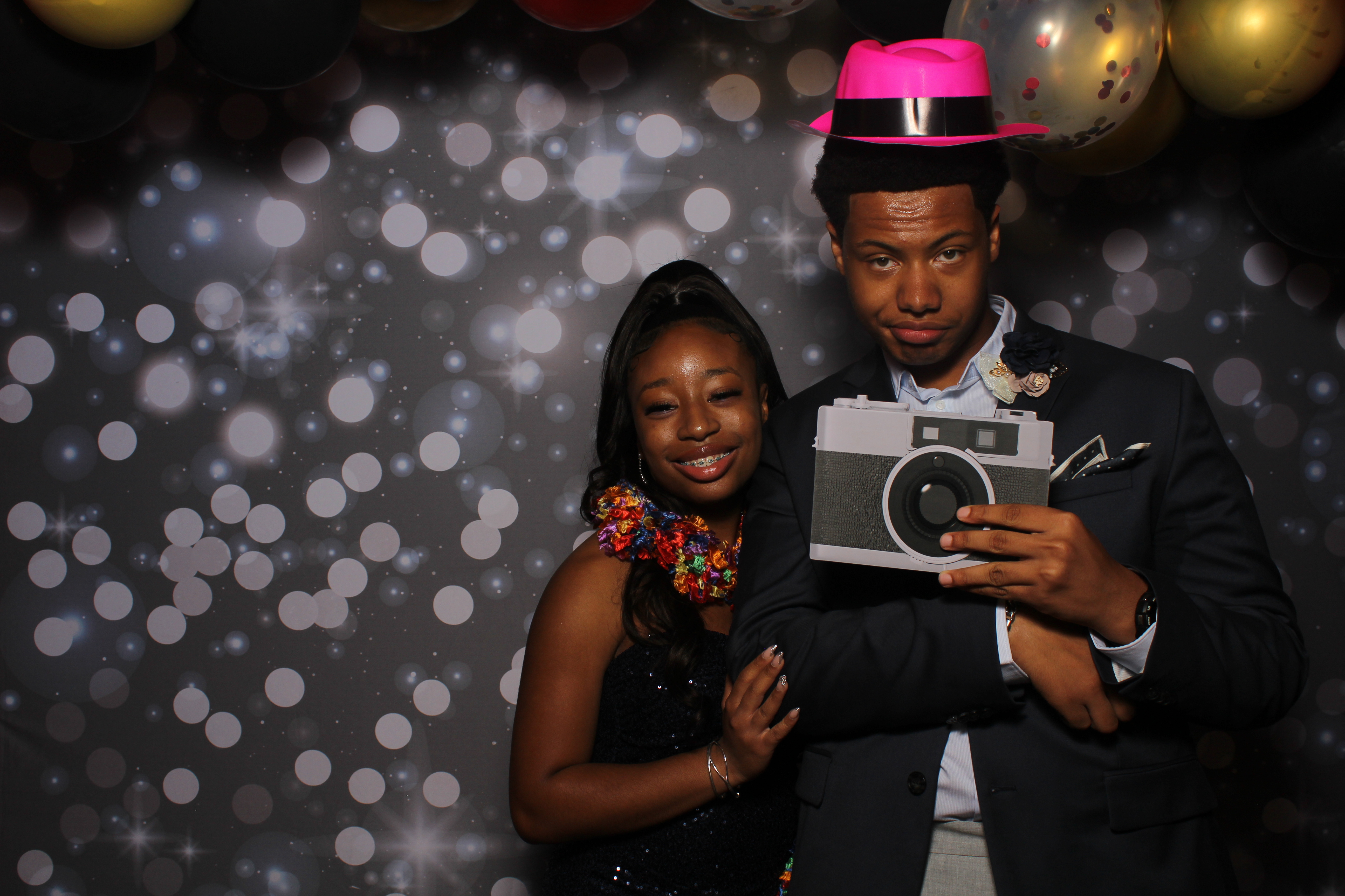Walnut Hills Homecoming Originals | View more photos from the event at gallery.photoboothcincy.com/u/PhotoBoothCincy/Walnut-Hills-Homecoming-Originals