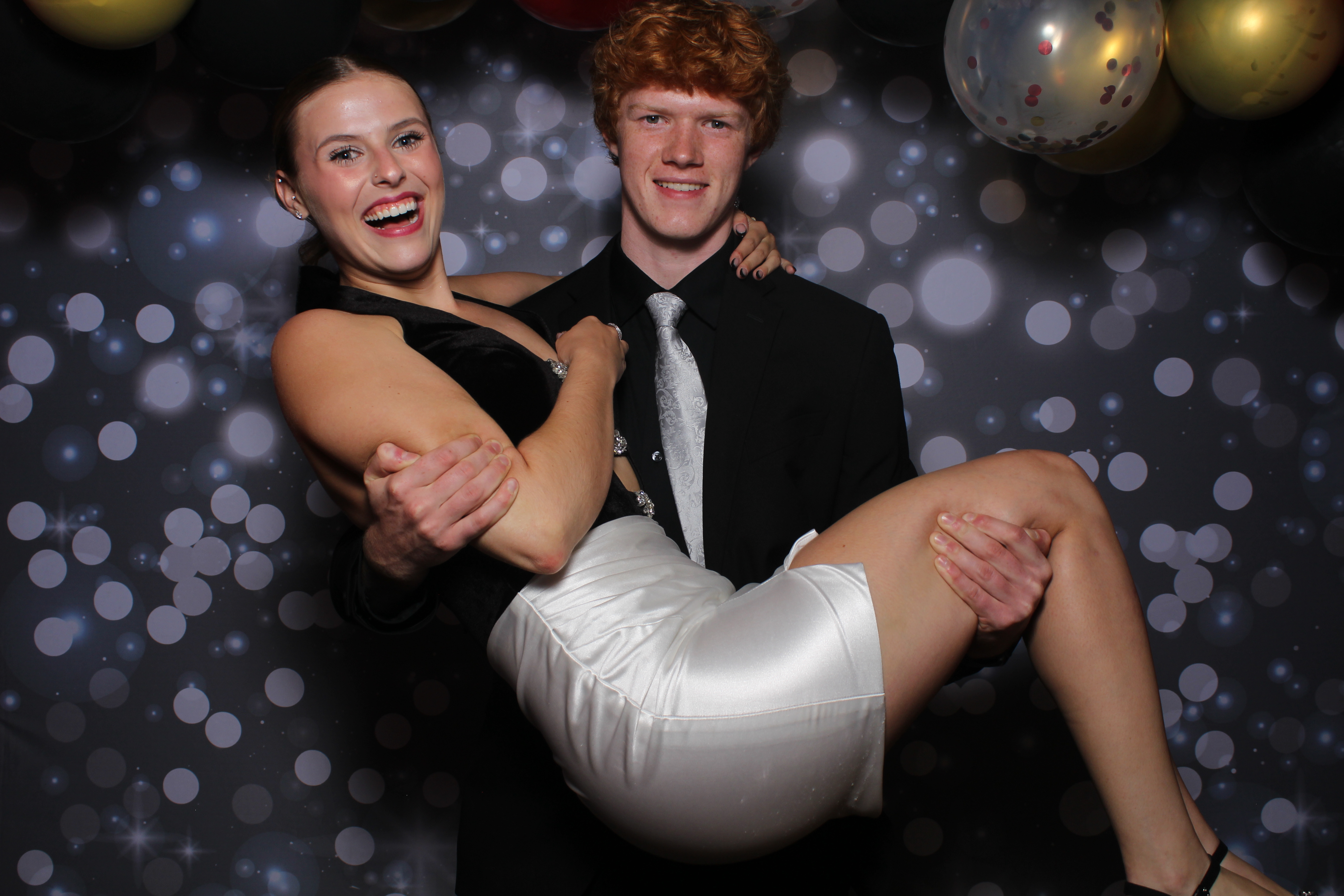Walnut Hills Homecoming Originals | View more photos from the event at gallery.photoboothcincy.com/u/PhotoBoothCincy/Walnut-Hills-Homecoming-Originals