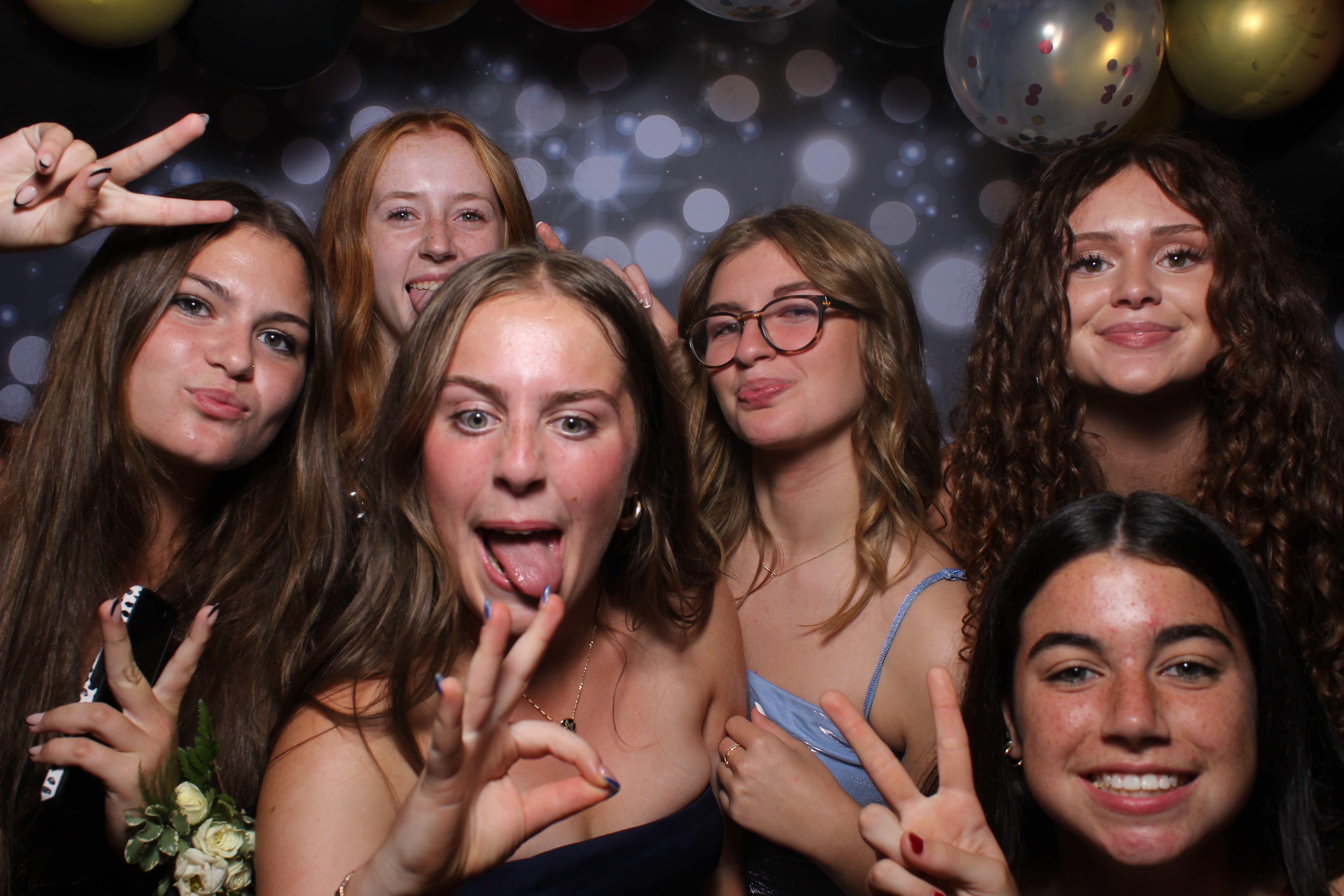 Walnut Hills Homecoming Originals | View more photos from the event at gallery.photoboothcincy.com/u/PhotoBoothCincy/Walnut-Hills-Homecoming-Originals