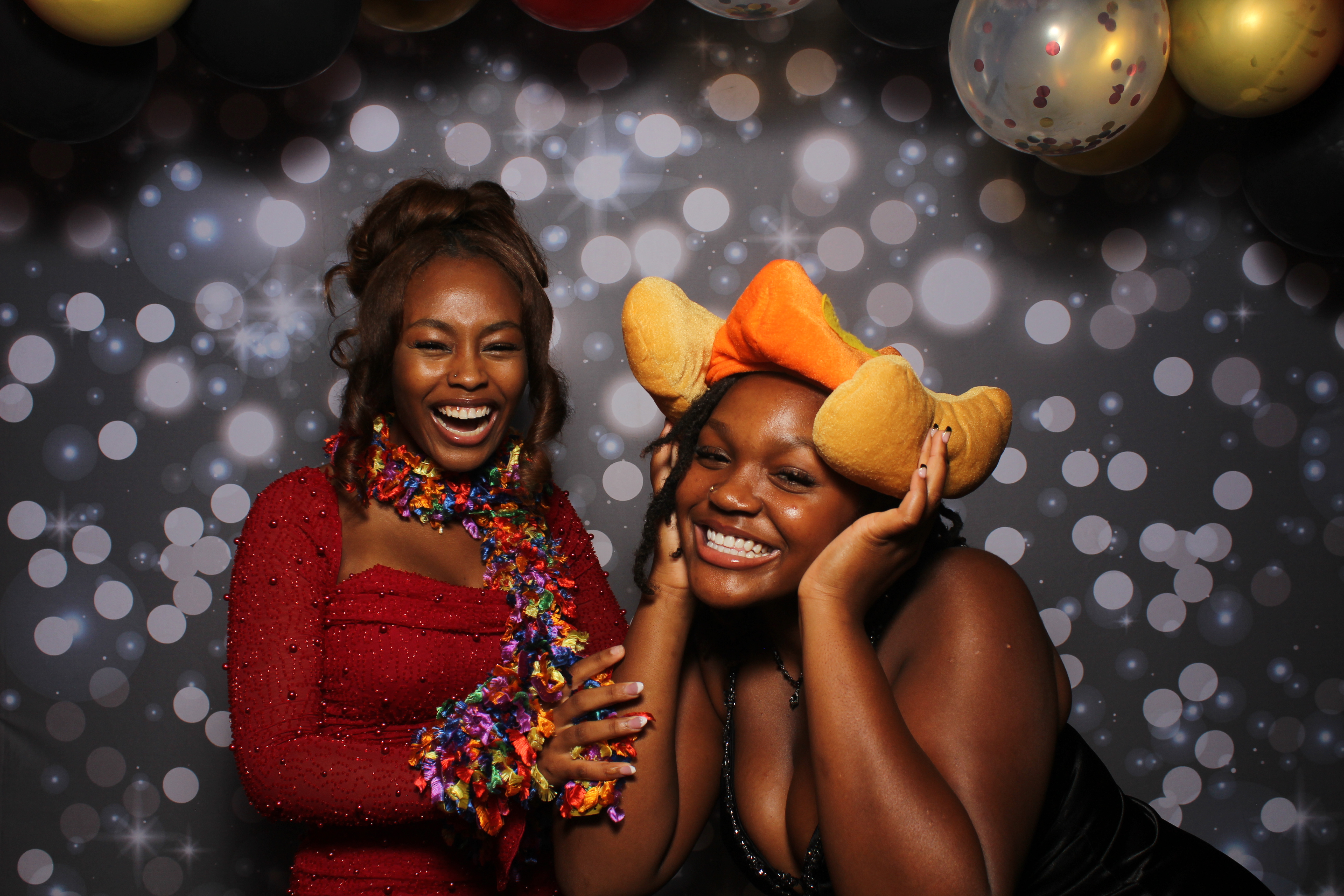 Walnut Hills Homecoming Originals | View more photos from the event at gallery.photoboothcincy.com/u/PhotoBoothCincy/Walnut-Hills-Homecoming-Originals