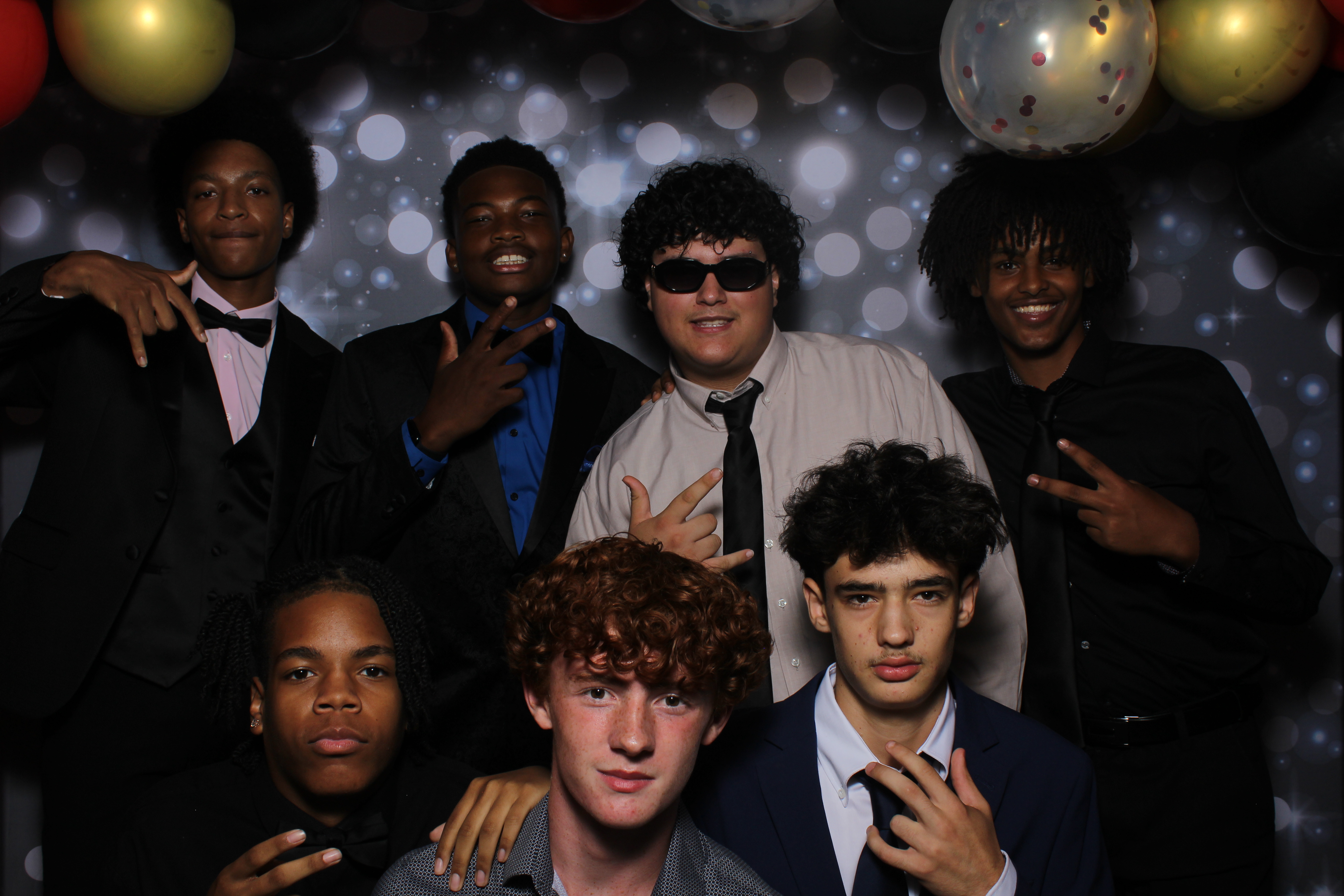 Walnut Hills Homecoming Originals | View more photos from the event at gallery.photoboothcincy.com/u/PhotoBoothCincy/Walnut-Hills-Homecoming-Originals