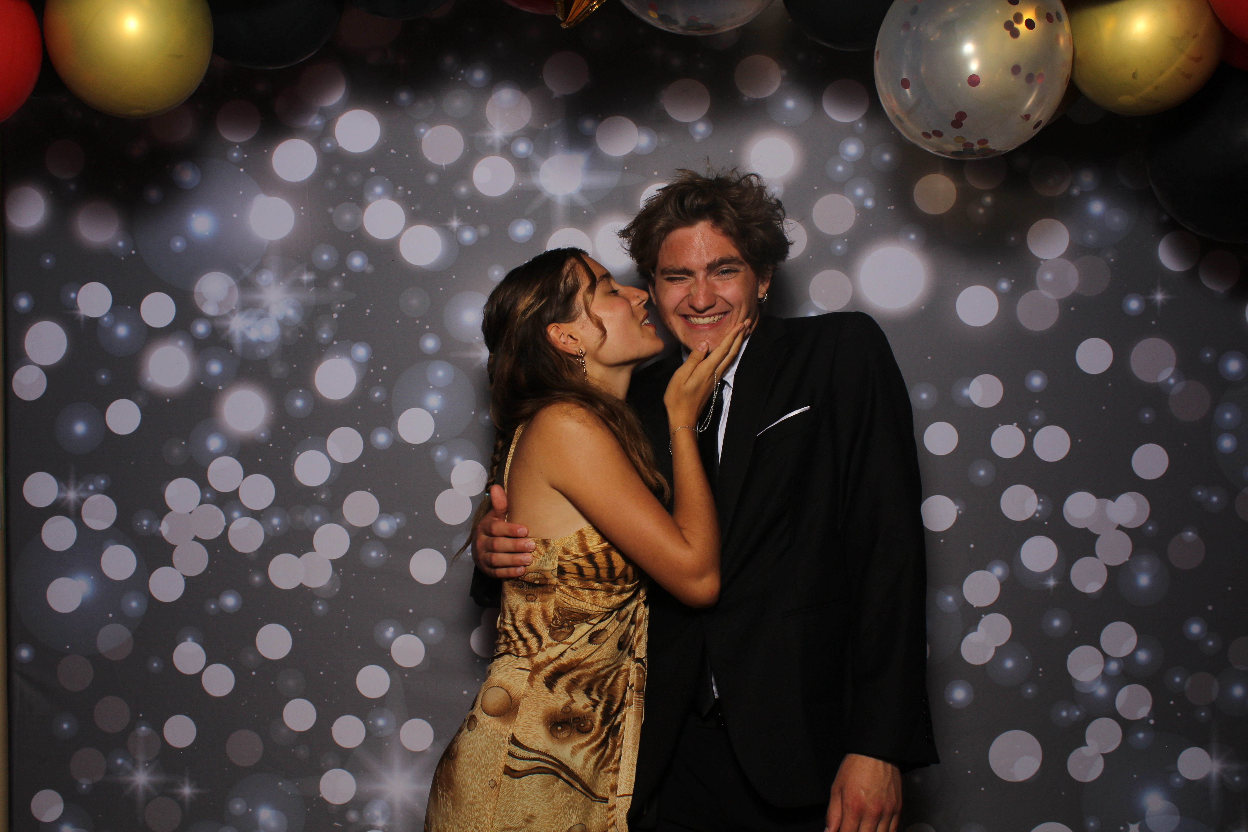 Walnut Hills Homecoming Originals | View more photos from the event at gallery.photoboothcincy.com/u/PhotoBoothCincy/Walnut-Hills-Homecoming-Originals