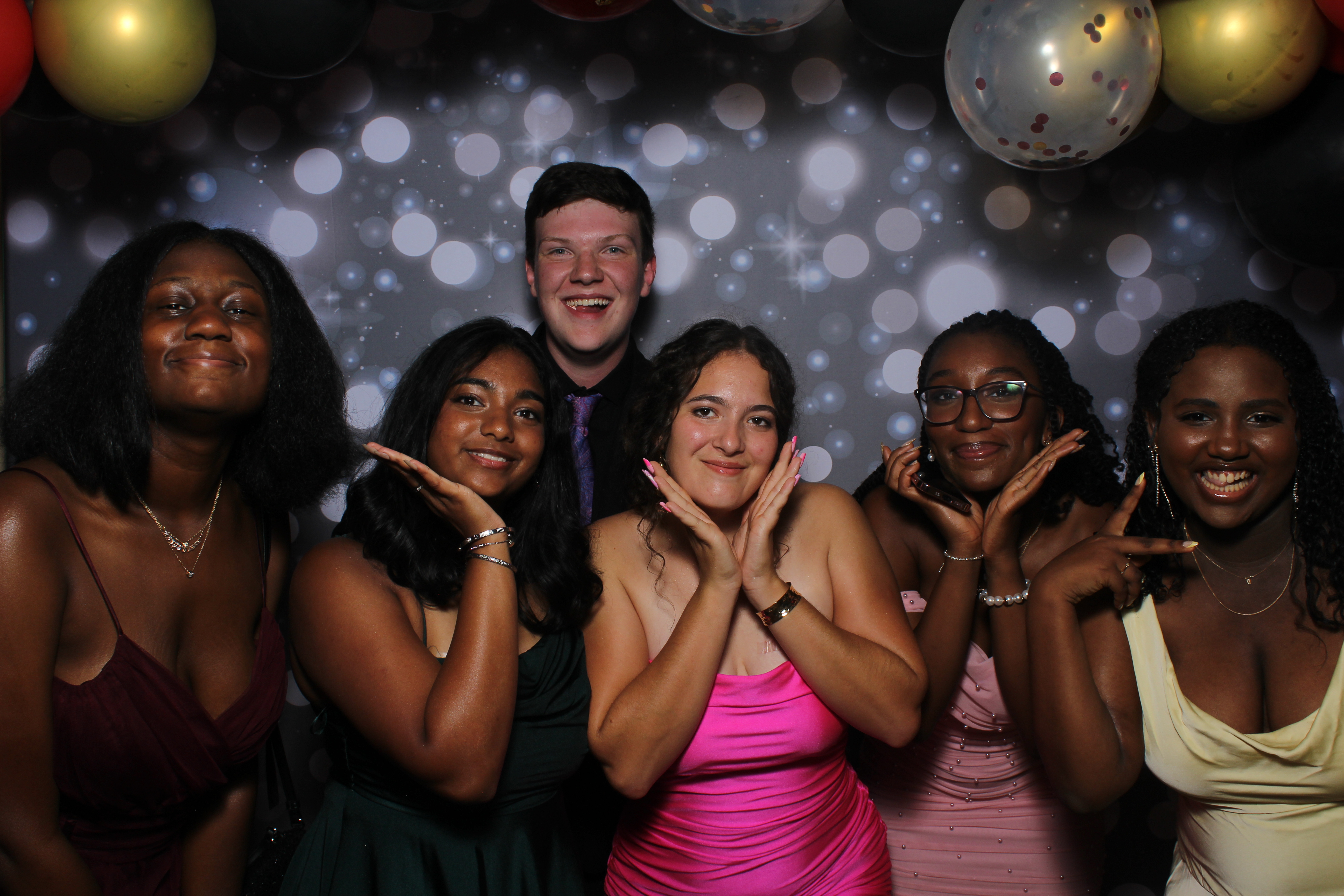Walnut Hills Homecoming Originals | View more photos from the event at gallery.photoboothcincy.com/u/PhotoBoothCincy/Walnut-Hills-Homecoming-Originals