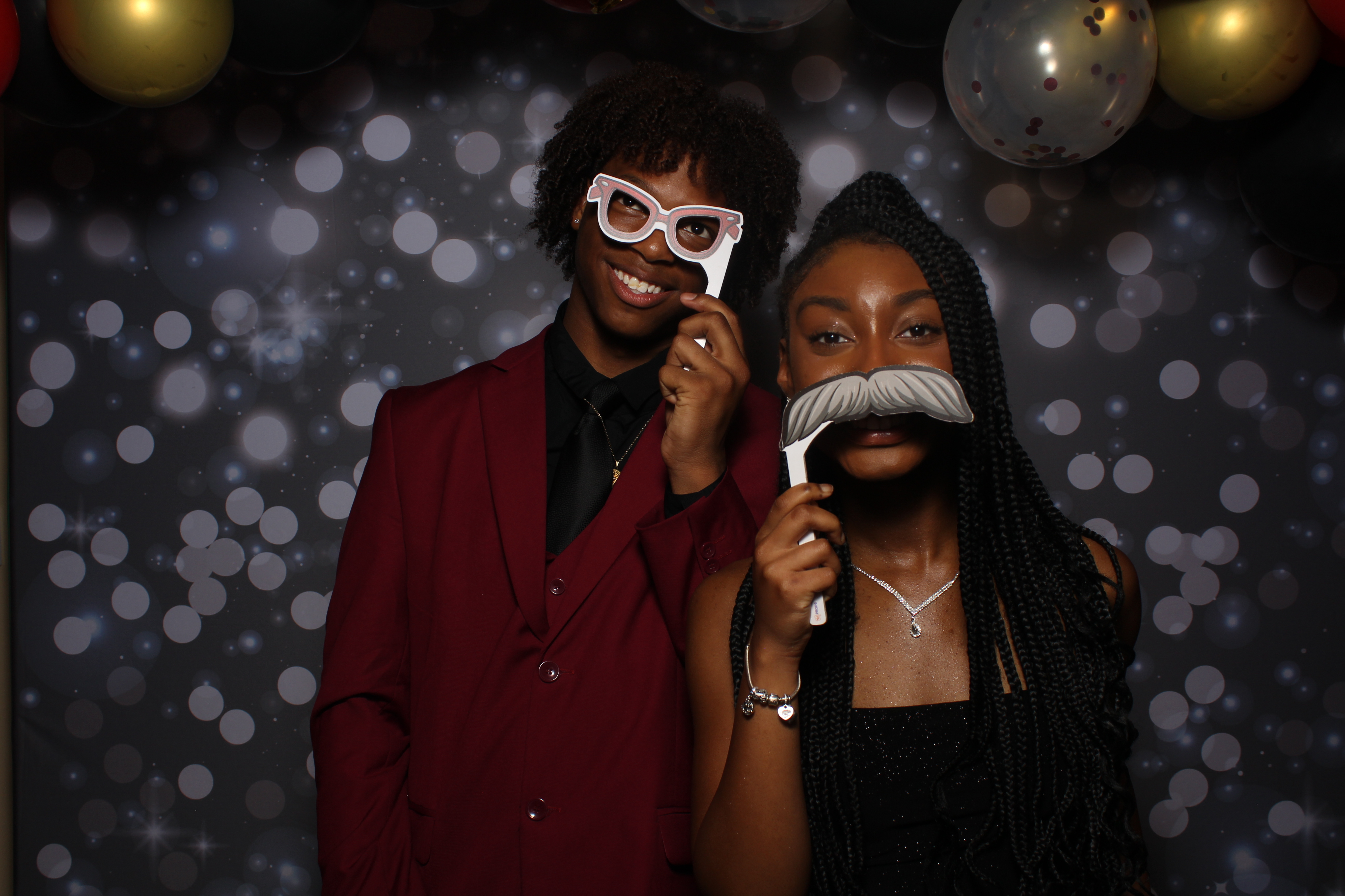 Walnut Hills Homecoming Originals | View more photos from the event at gallery.photoboothcincy.com/u/PhotoBoothCincy/Walnut-Hills-Homecoming-Originals