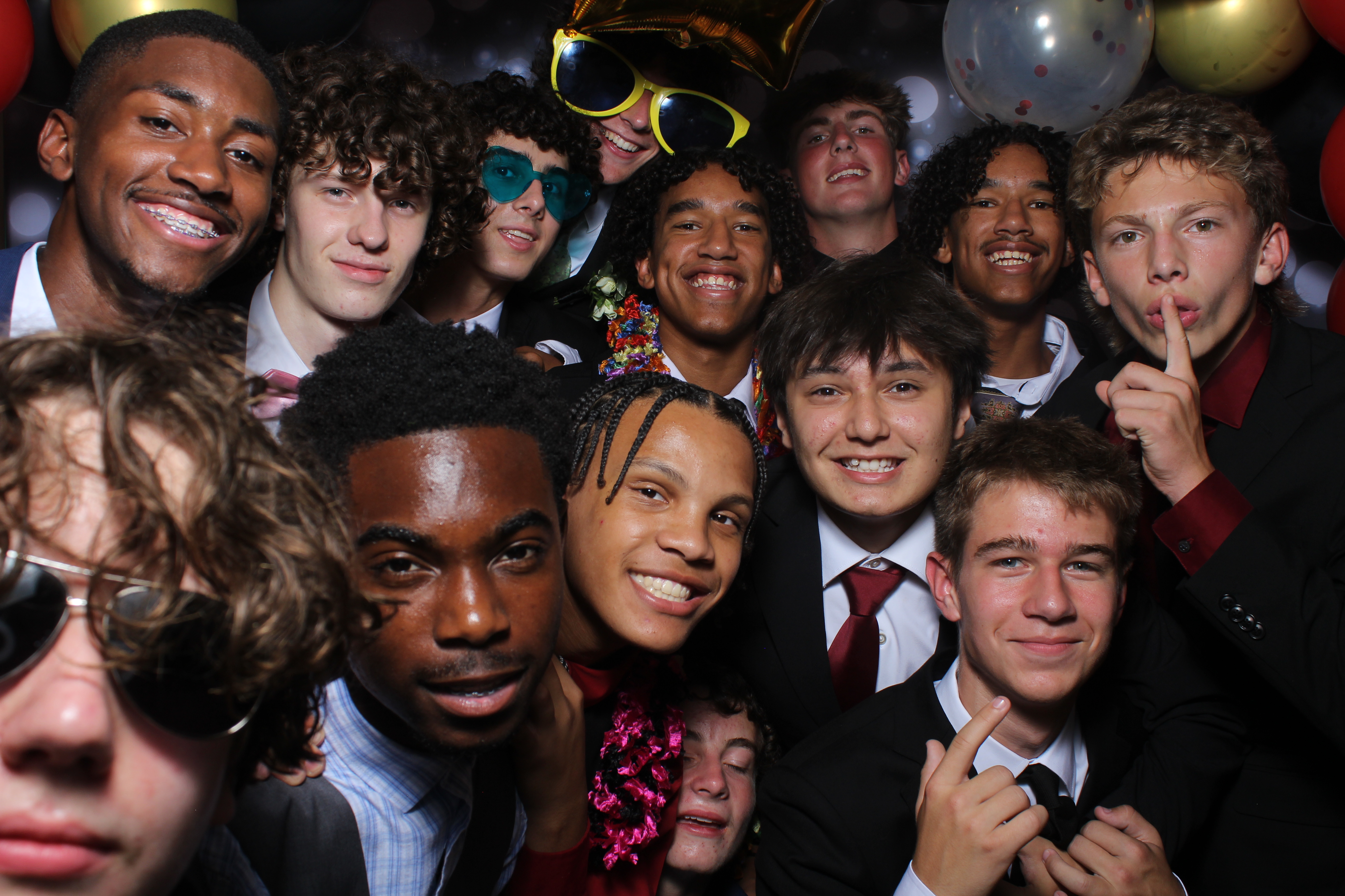 Walnut Hills Homecoming Originals | View more photos from the event at gallery.photoboothcincy.com/u/PhotoBoothCincy/Walnut-Hills-Homecoming-Originals