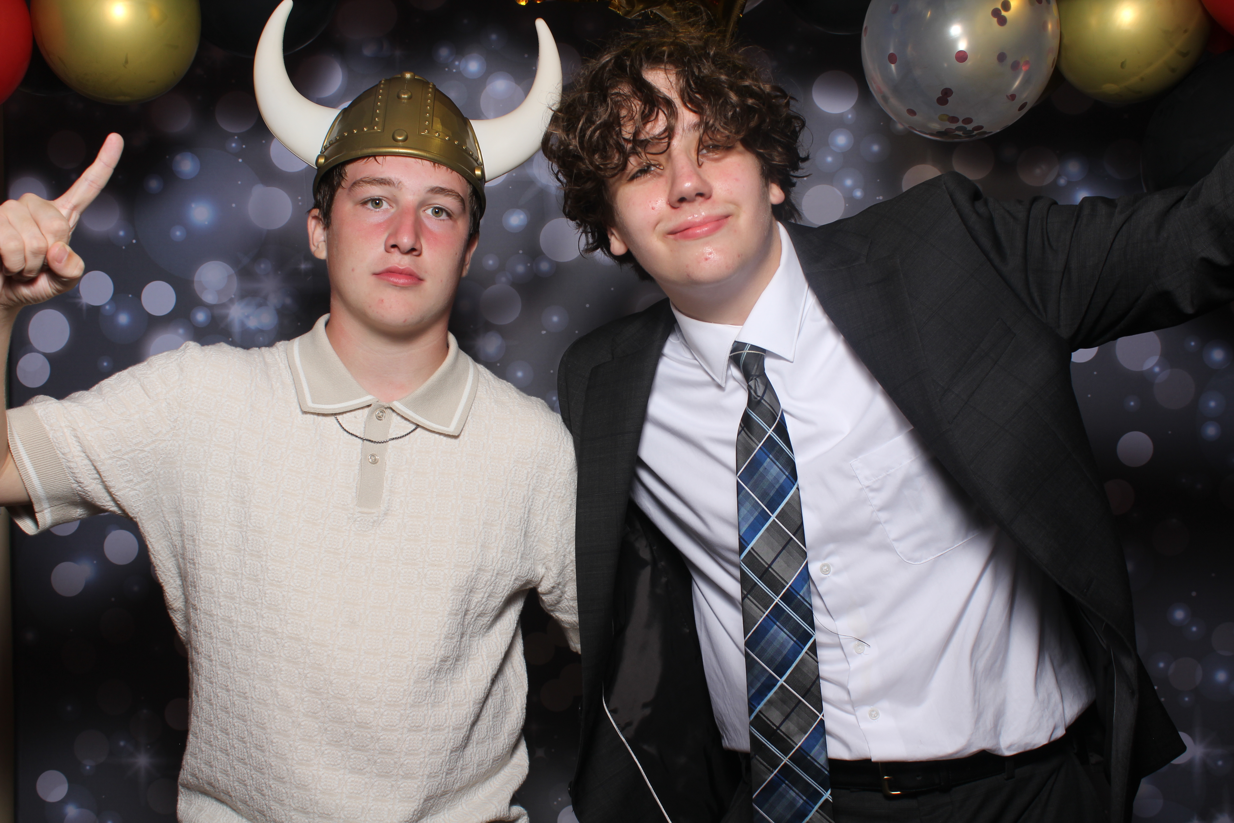 Walnut Hills Homecoming Originals | View more photos from the event at gallery.photoboothcincy.com/u/PhotoBoothCincy/Walnut-Hills-Homecoming-Originals