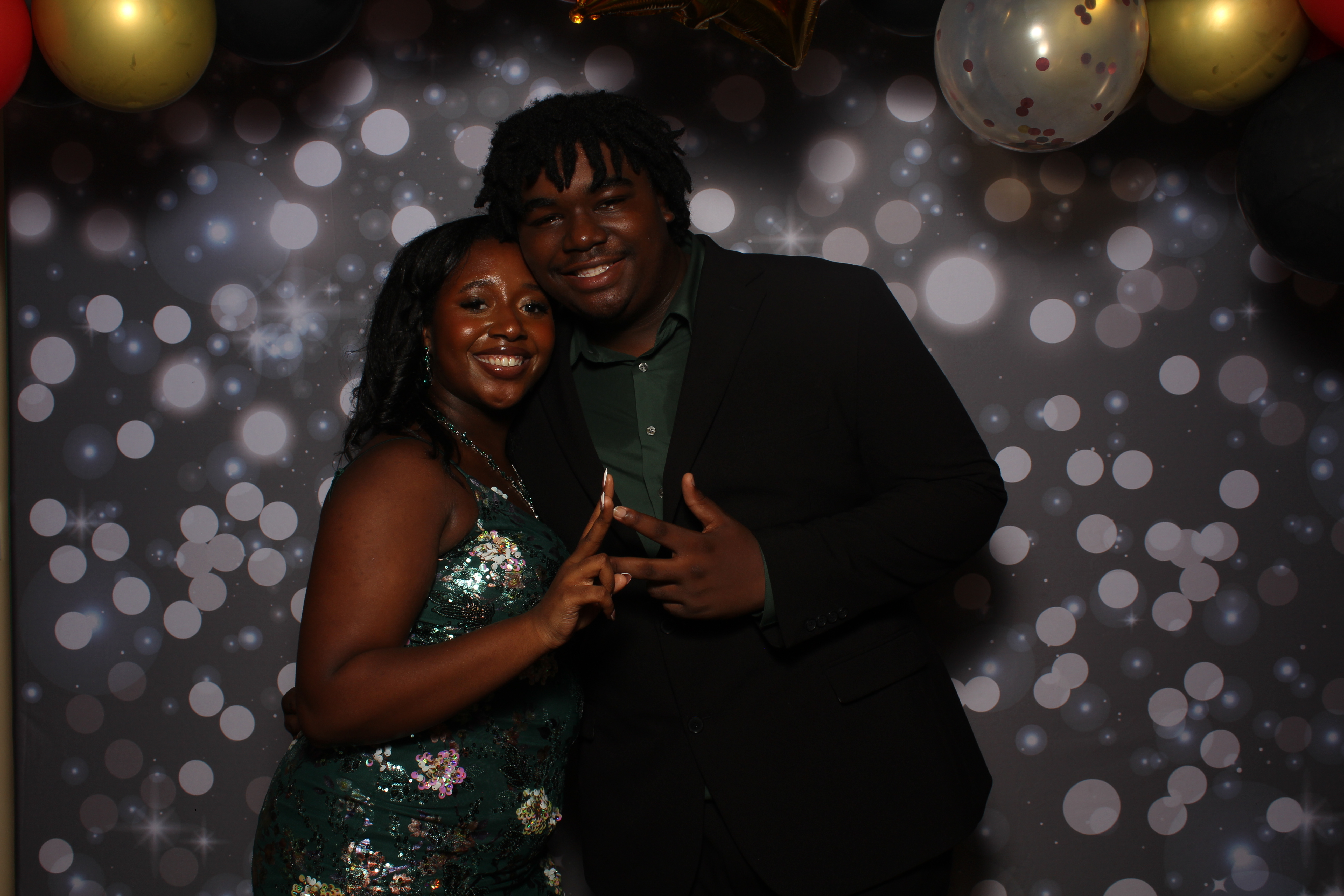 Walnut Hills Homecoming Originals | View more photos from the event at gallery.photoboothcincy.com/u/PhotoBoothCincy/Walnut-Hills-Homecoming-Originals