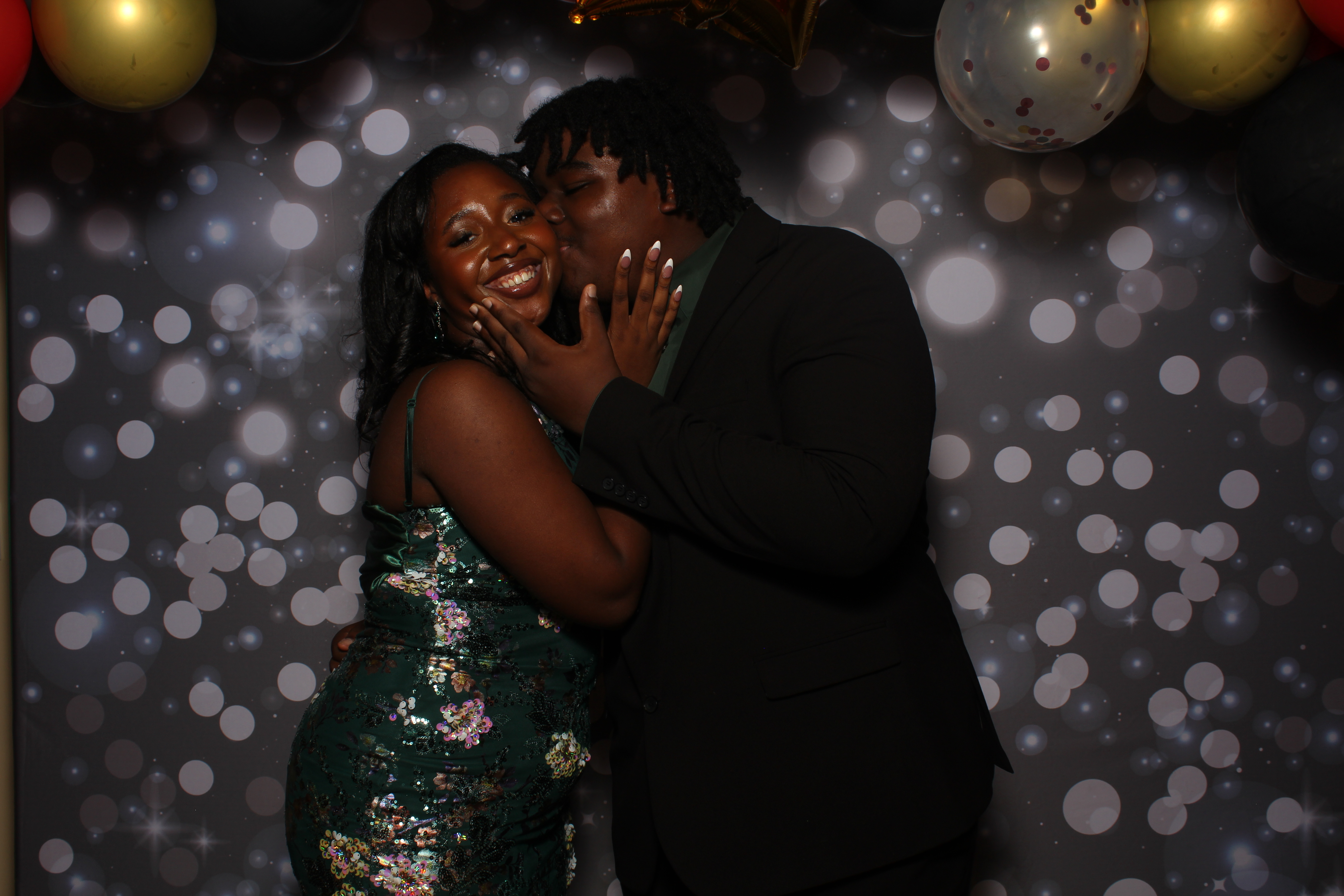 Walnut Hills Homecoming Originals | View more photos from the event at gallery.photoboothcincy.com/u/PhotoBoothCincy/Walnut-Hills-Homecoming-Originals