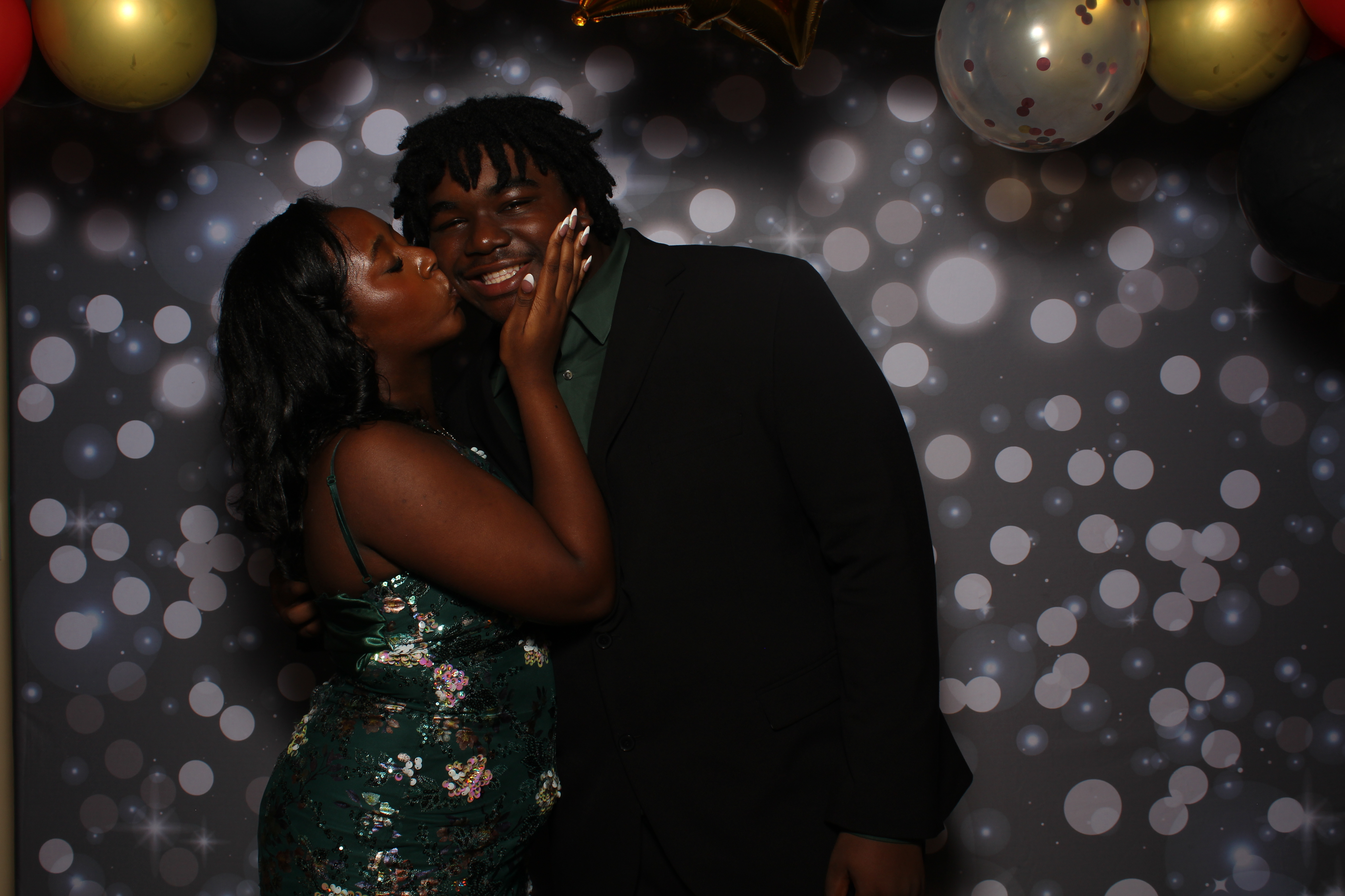 Walnut Hills Homecoming Originals | View more photos from the event at gallery.photoboothcincy.com/u/PhotoBoothCincy/Walnut-Hills-Homecoming-Originals