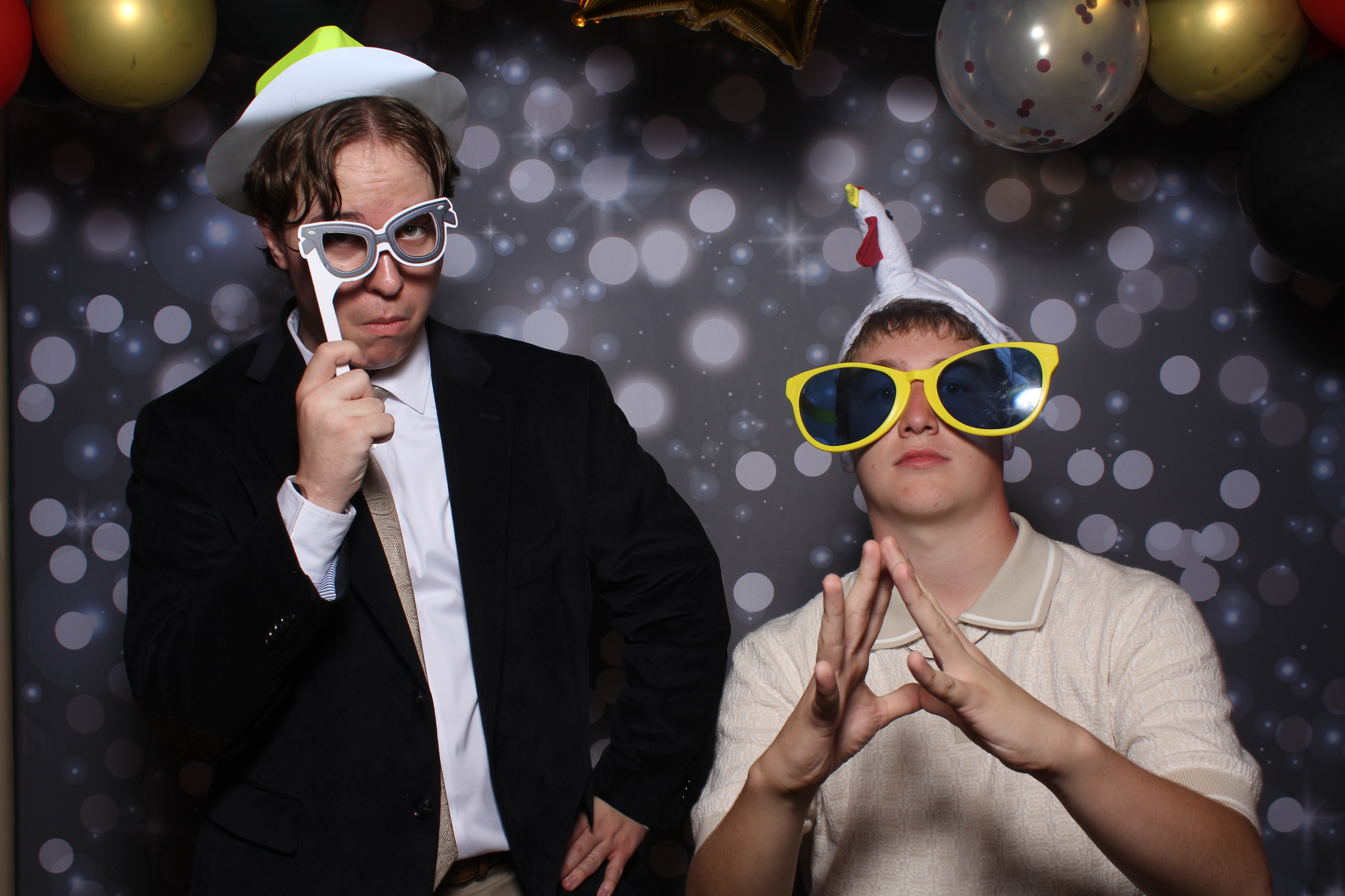 Walnut Hills Homecoming Originals | View more photos from the event at gallery.photoboothcincy.com/u/PhotoBoothCincy/Walnut-Hills-Homecoming-Originals