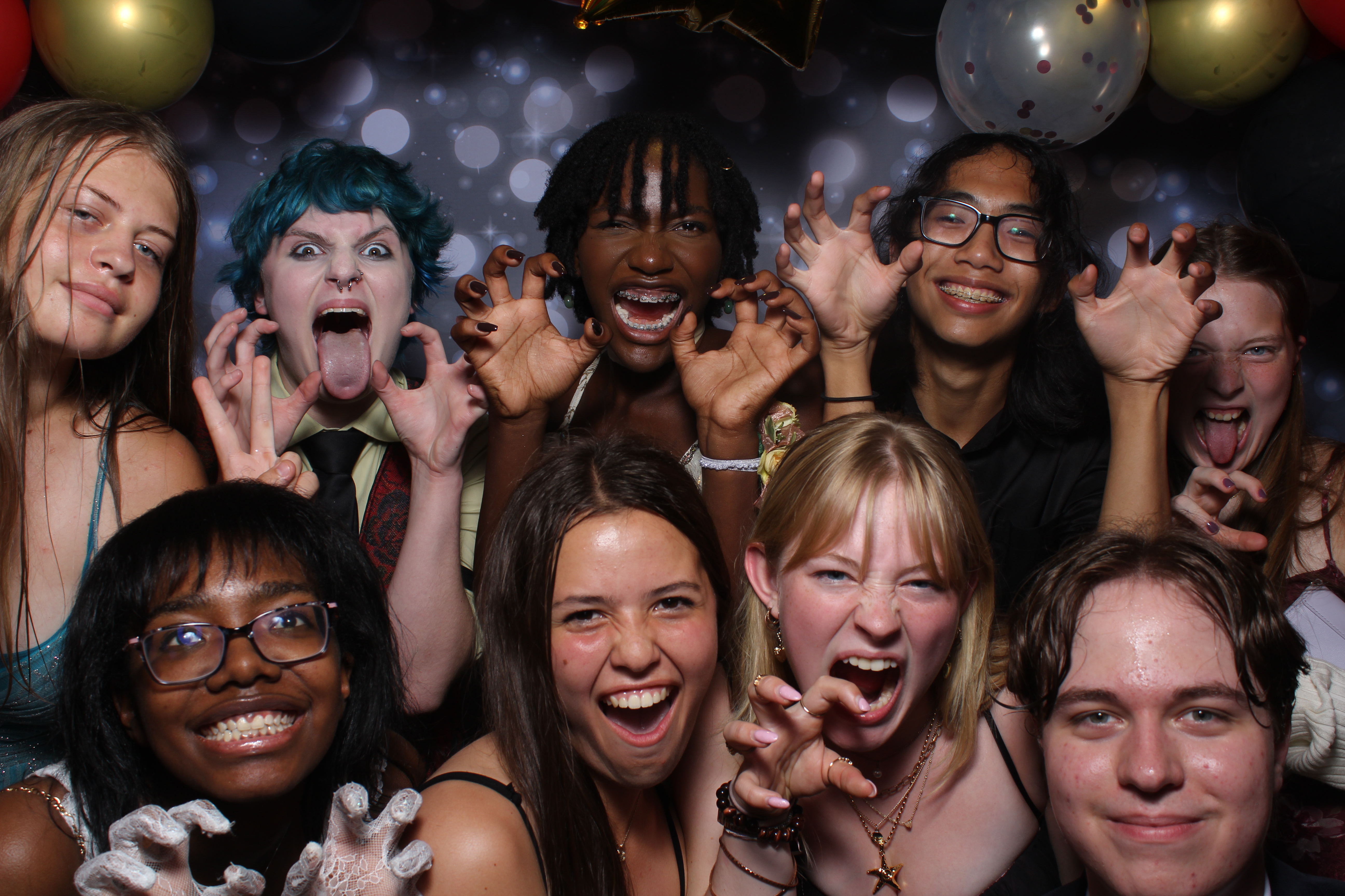Walnut Hills Homecoming Originals | View more photos from the event at gallery.photoboothcincy.com/u/PhotoBoothCincy/Walnut-Hills-Homecoming-Originals