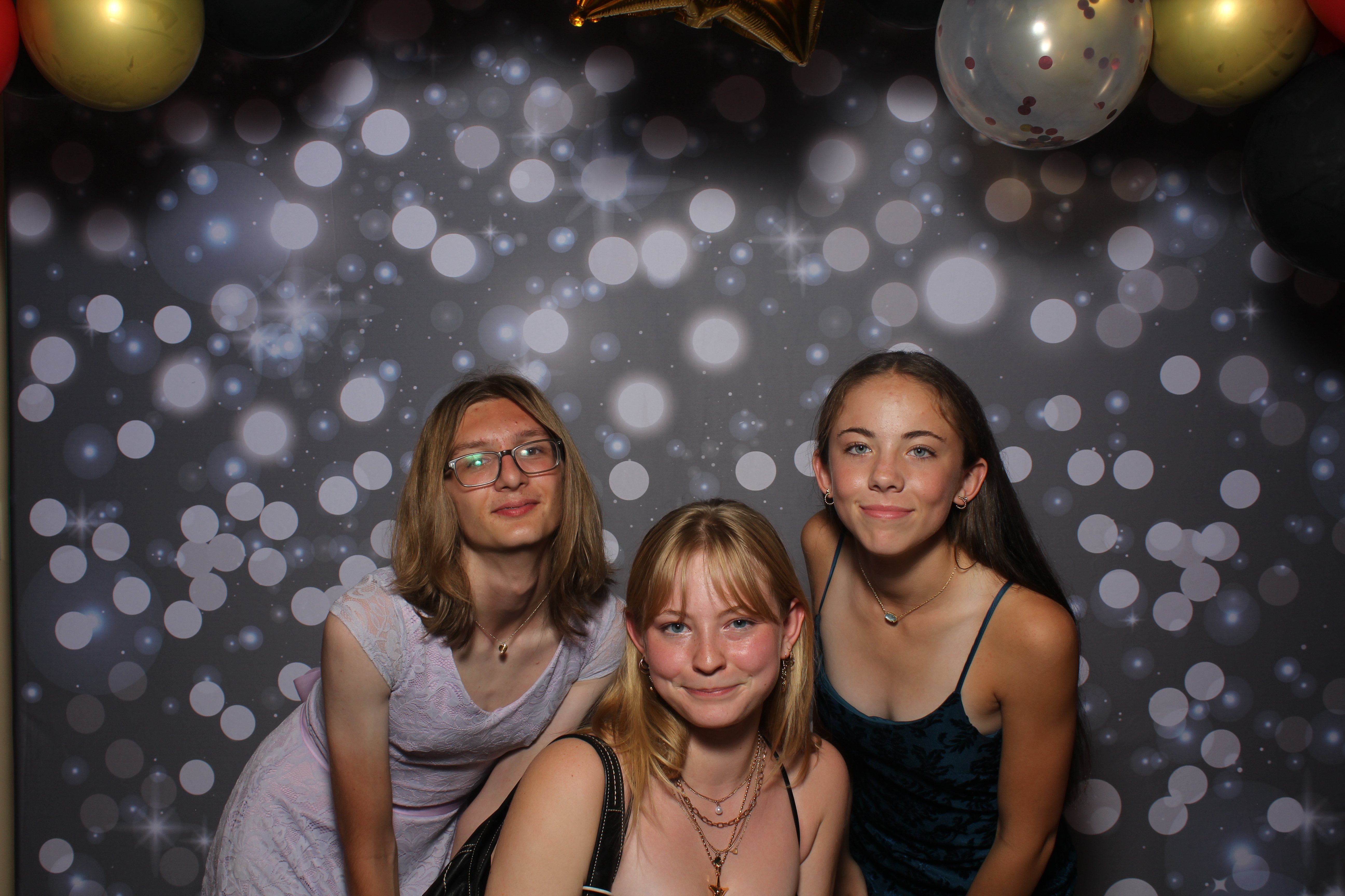 Walnut Hills Homecoming Originals | View more photos from the event at gallery.photoboothcincy.com/u/PhotoBoothCincy/Walnut-Hills-Homecoming-Originals