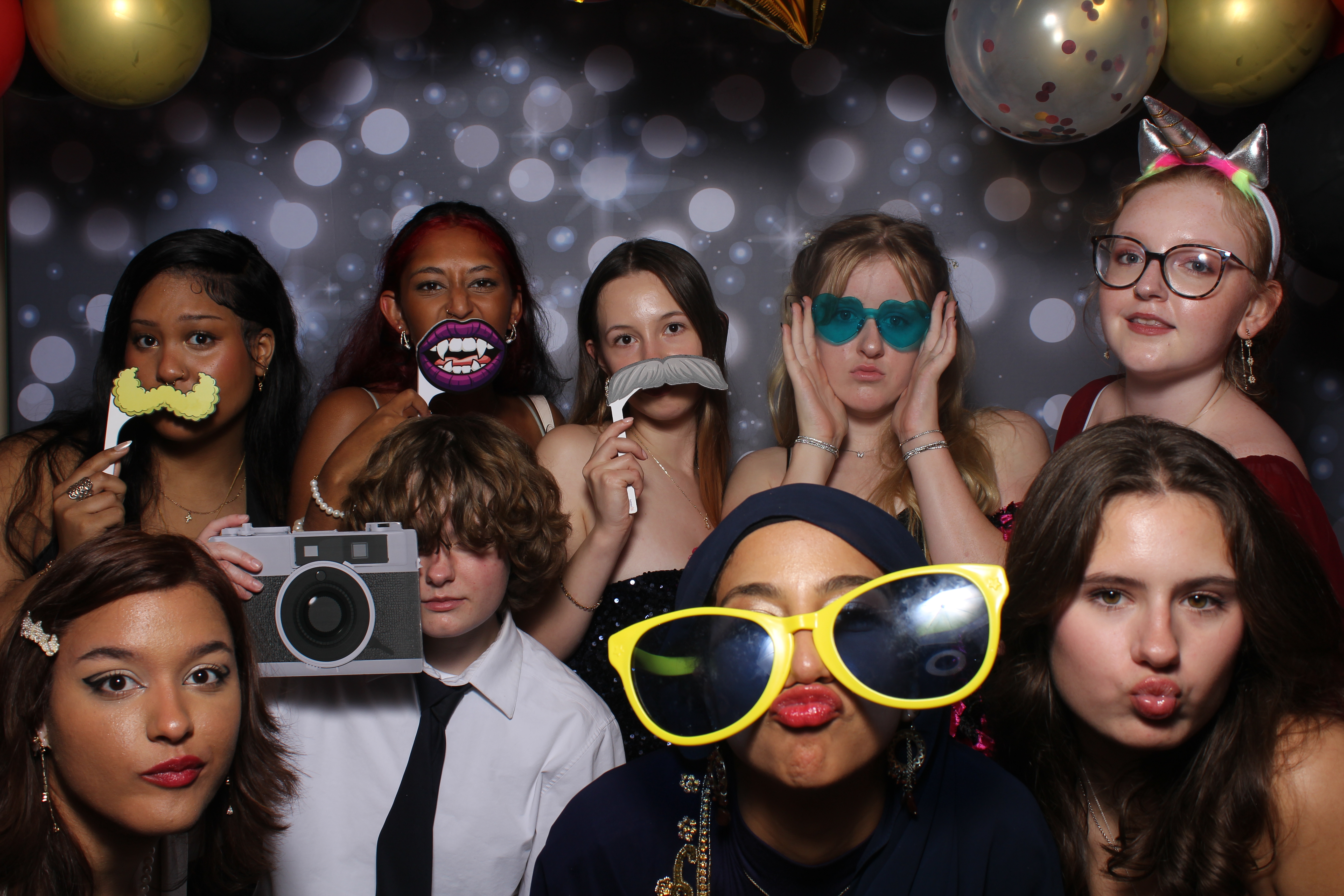 Walnut Hills Homecoming Originals | View more photos from the event at gallery.photoboothcincy.com/u/PhotoBoothCincy/Walnut-Hills-Homecoming-Originals