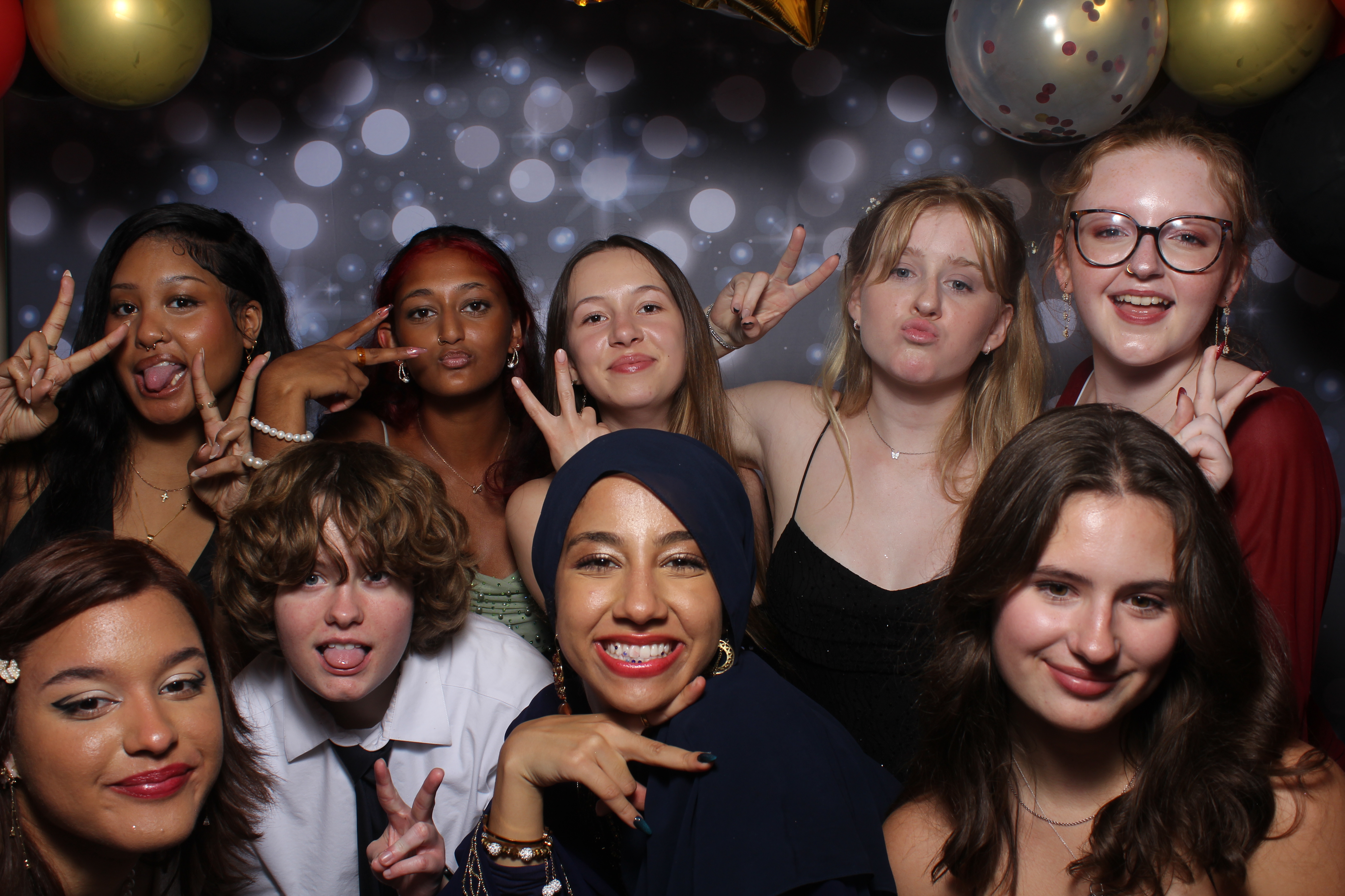 Walnut Hills Homecoming Originals | View more photos from the event at gallery.photoboothcincy.com/u/PhotoBoothCincy/Walnut-Hills-Homecoming-Originals