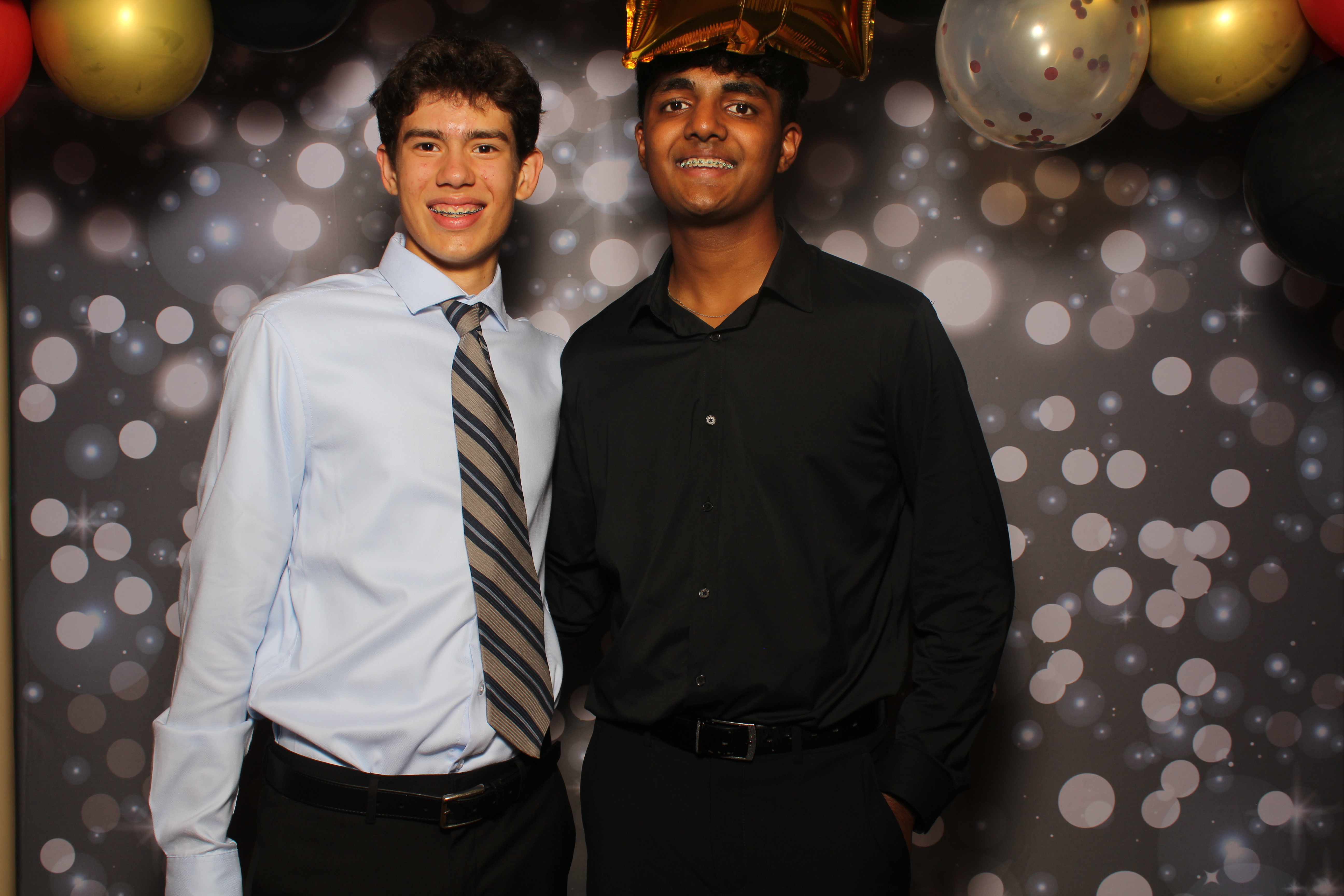 Walnut Hills Homecoming Originals | View more photos from the event at gallery.photoboothcincy.com/u/PhotoBoothCincy/Walnut-Hills-Homecoming-Originals
