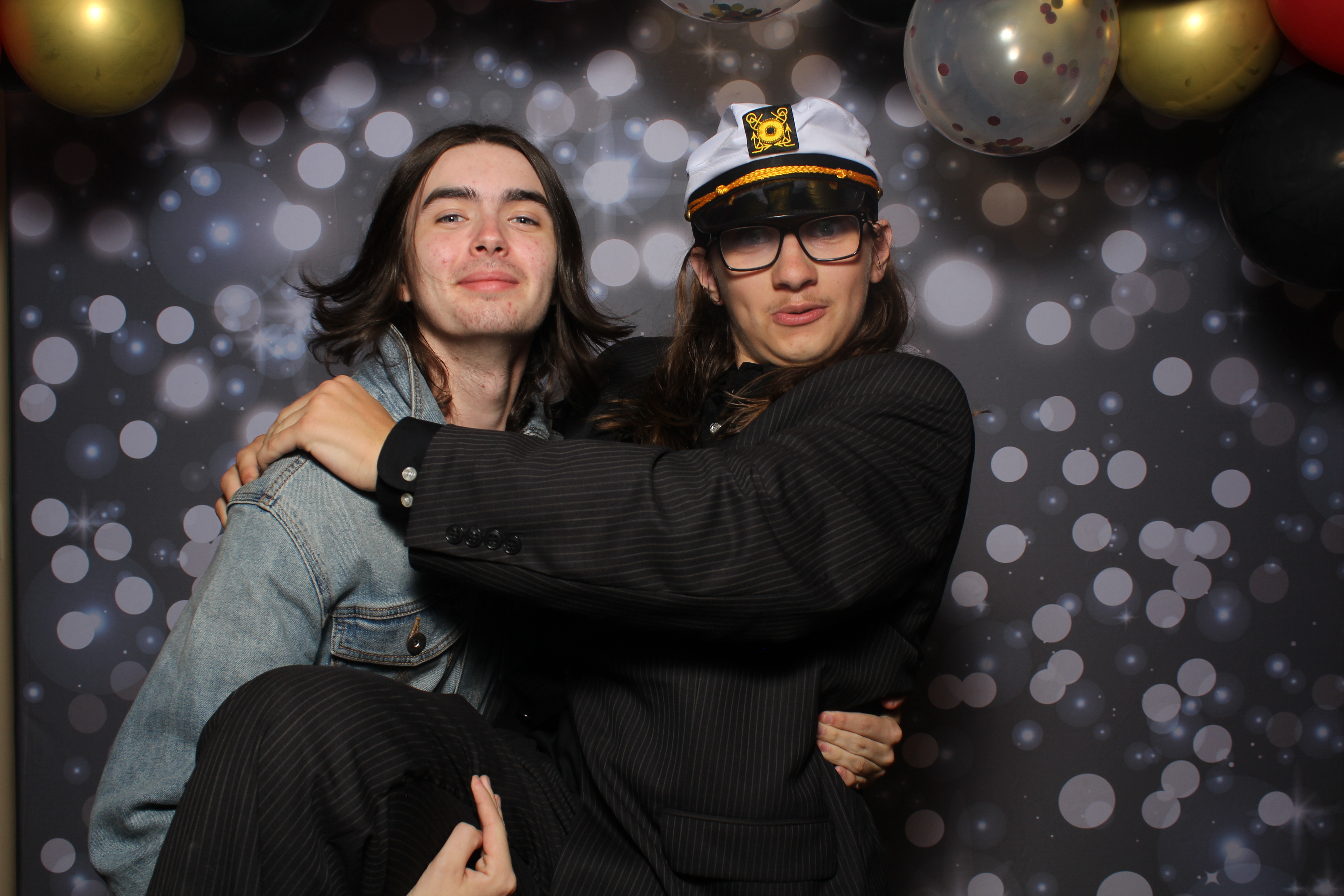 Walnut Hills Homecoming Originals | View more photos from the event at gallery.photoboothcincy.com/u/PhotoBoothCincy/Walnut-Hills-Homecoming-Originals