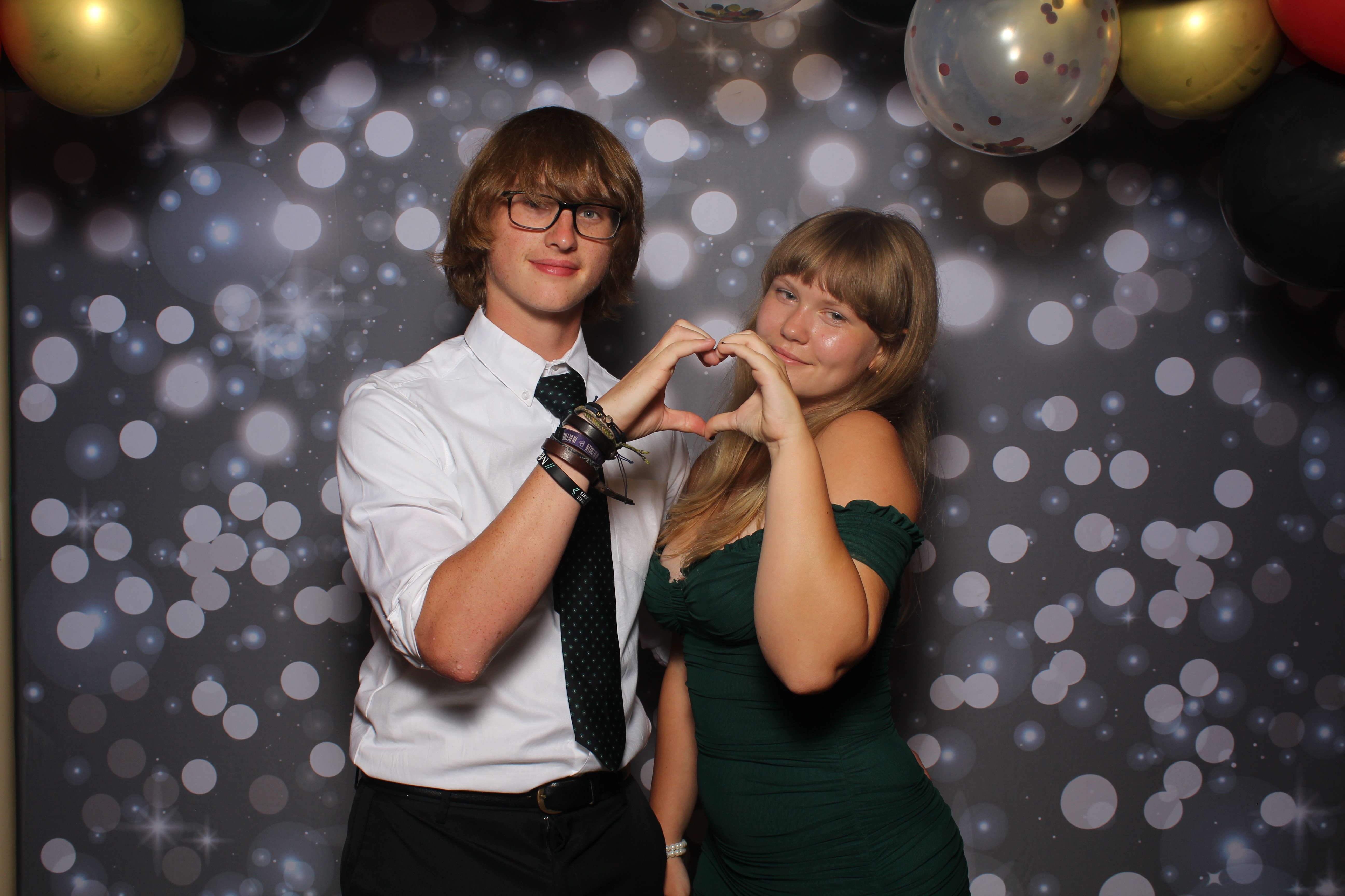 Walnut Hills Homecoming Originals | View more photos from the event at gallery.photoboothcincy.com/u/PhotoBoothCincy/Walnut-Hills-Homecoming-Originals