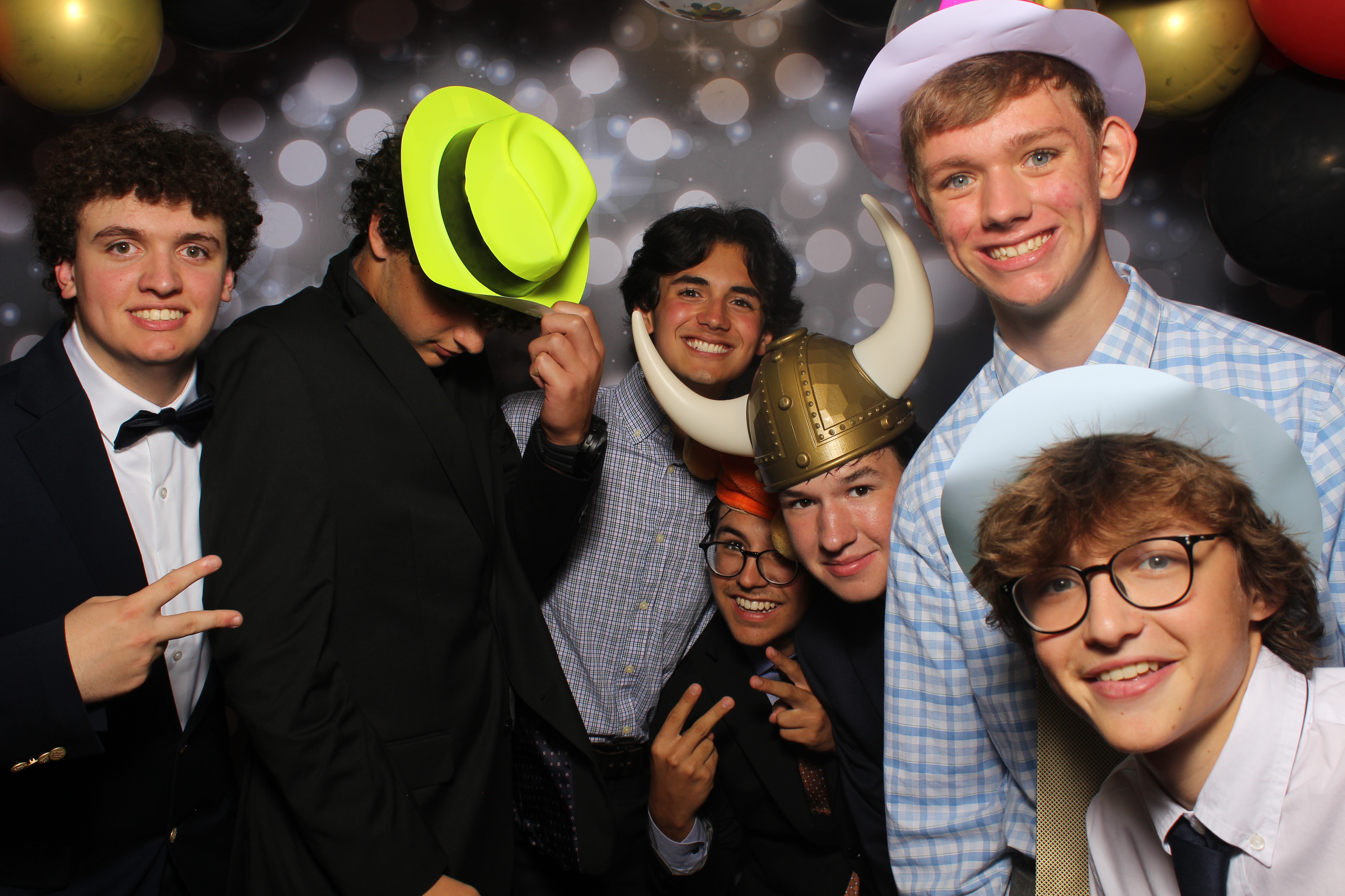 Walnut Hills Homecoming Originals | View more photos from the event at gallery.photoboothcincy.com/u/PhotoBoothCincy/Walnut-Hills-Homecoming-Originals