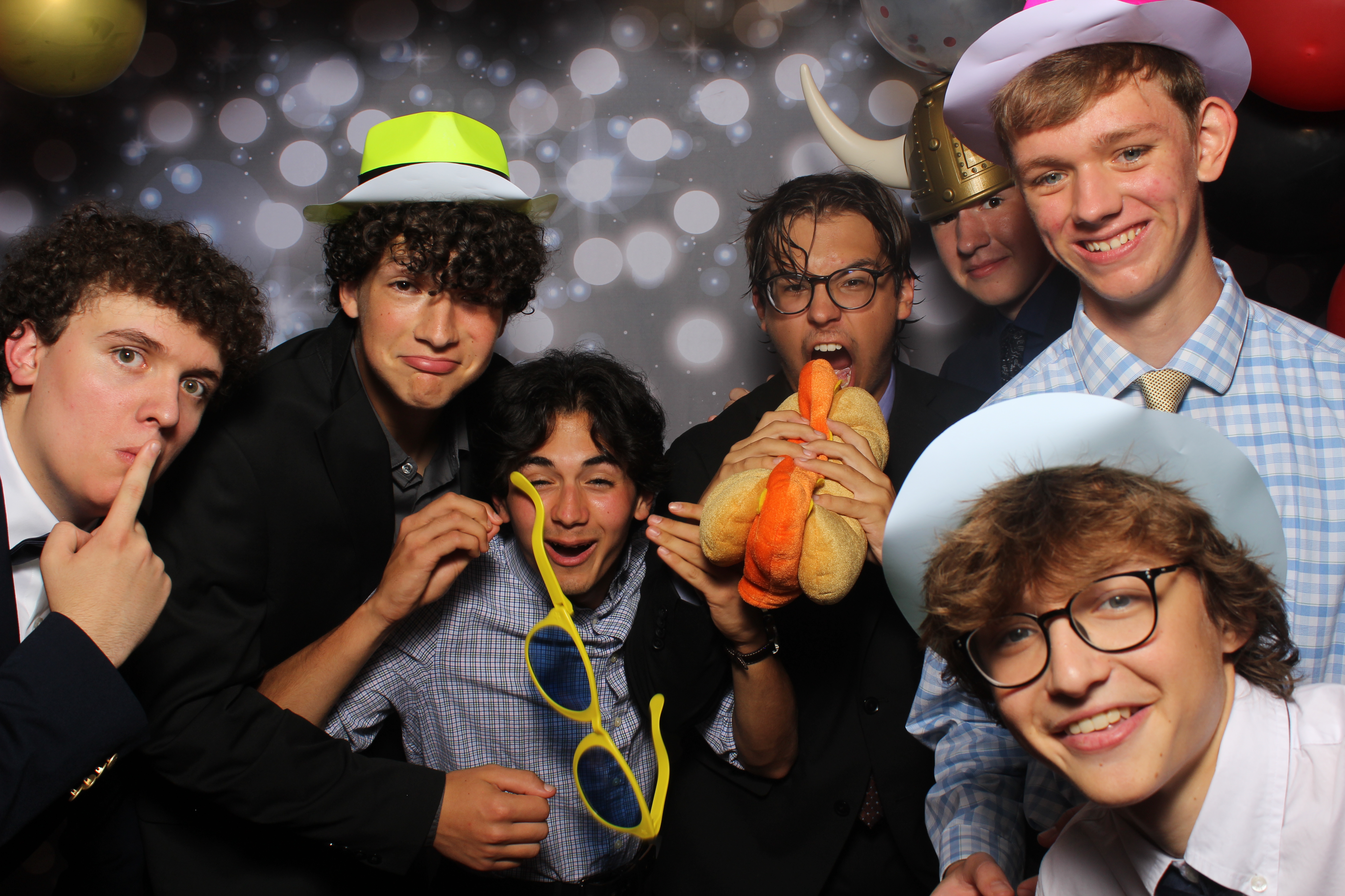 Walnut Hills Homecoming Originals | View more photos from the event at gallery.photoboothcincy.com/u/PhotoBoothCincy/Walnut-Hills-Homecoming-Originals