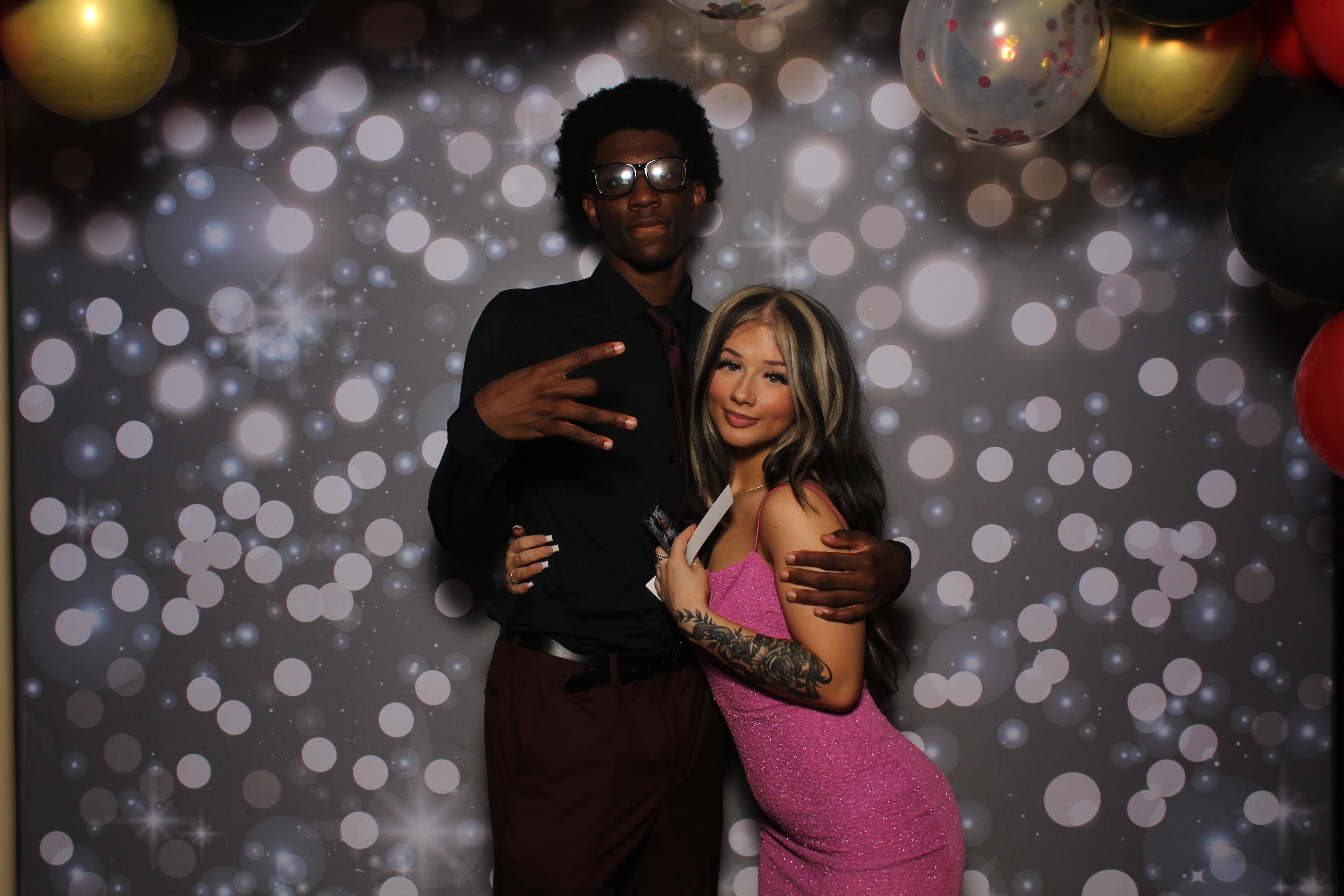 Walnut Hills Homecoming Originals | View more photos from the event at gallery.photoboothcincy.com/u/PhotoBoothCincy/Walnut-Hills-Homecoming-Originals