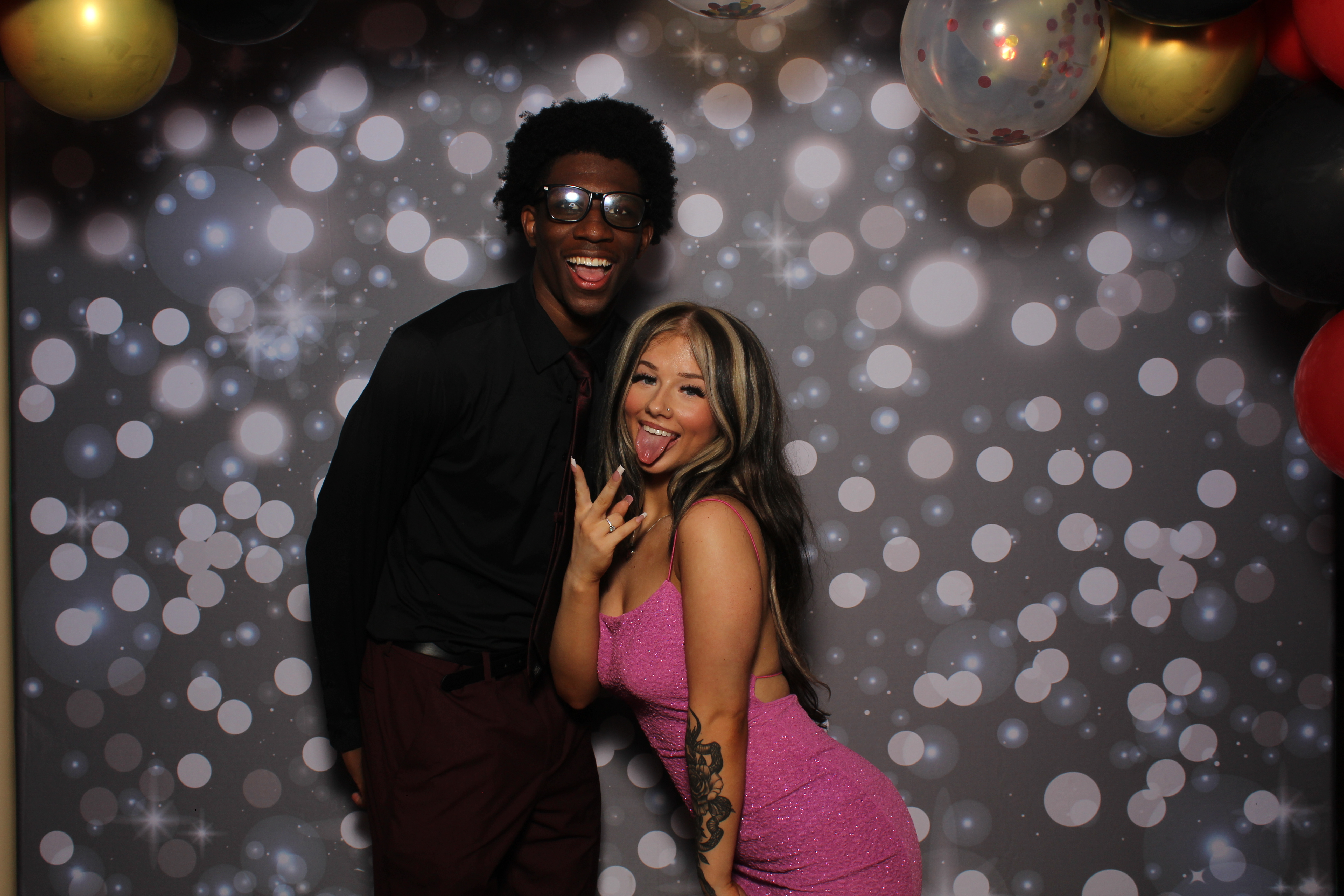 Walnut Hills Homecoming Originals | View more photos from the event at gallery.photoboothcincy.com/u/PhotoBoothCincy/Walnut-Hills-Homecoming-Originals