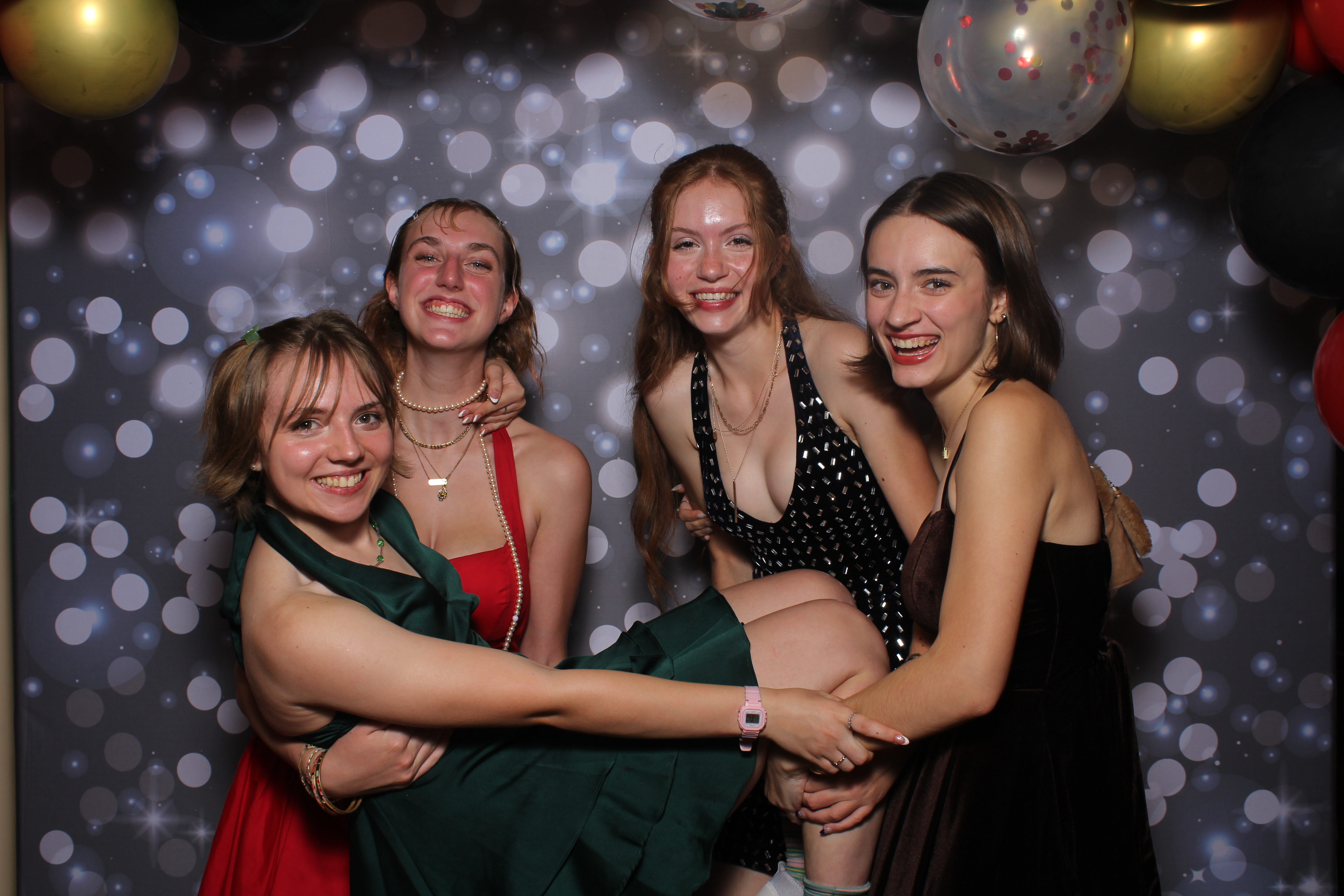 Walnut Hills Homecoming Originals | View more photos from the event at gallery.photoboothcincy.com/u/PhotoBoothCincy/Walnut-Hills-Homecoming-Originals
