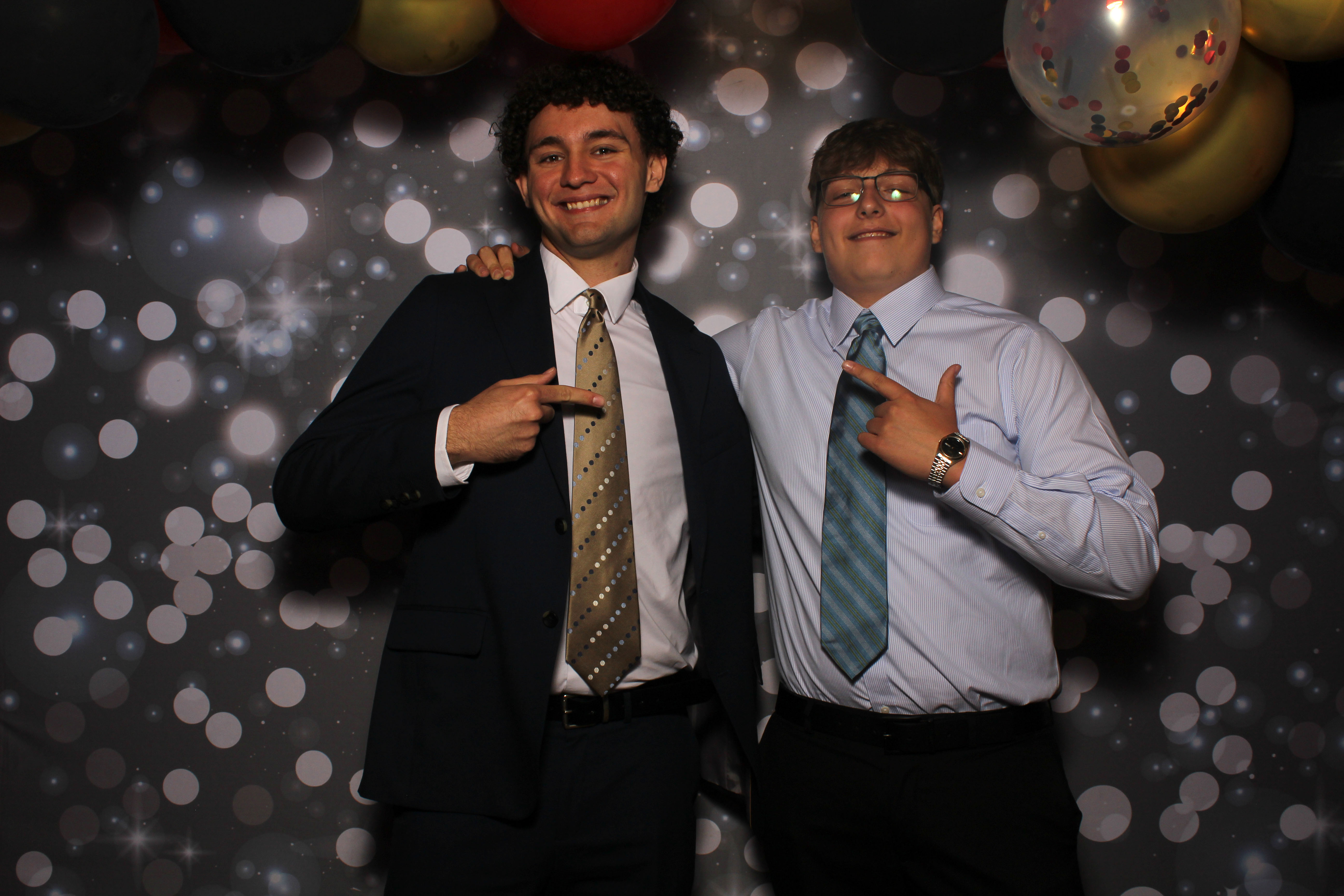Walnut Hills Homecoming | View more photos from the event at gallery.photoboothcincy.com/u/PhotoBoothCincy/Walnut-Hills-Homecoming-0