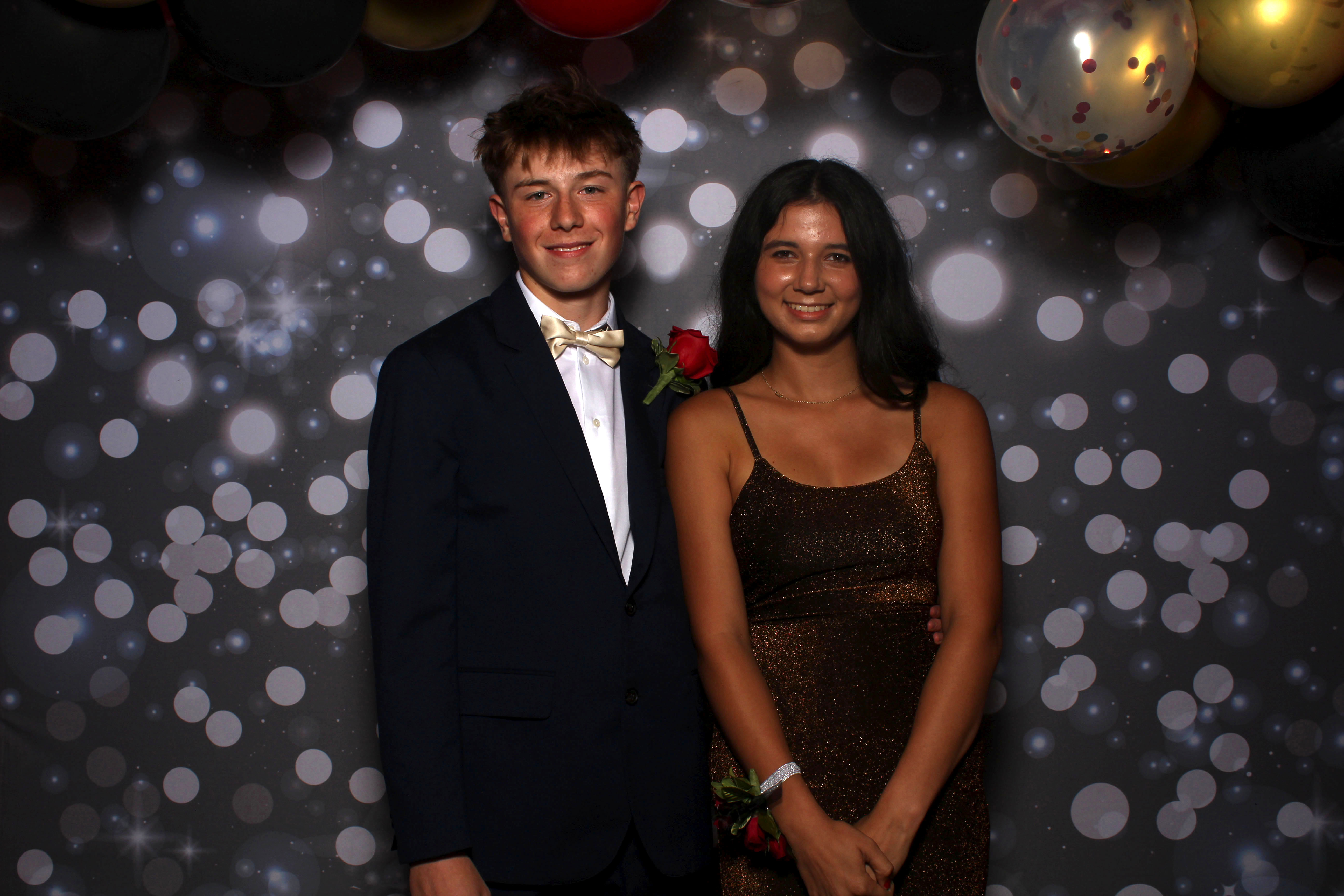 Walnut Hills Homecoming | View more photos from the event at gallery.photoboothcincy.com/u/PhotoBoothCincy/Walnut-Hills-Homecoming-0