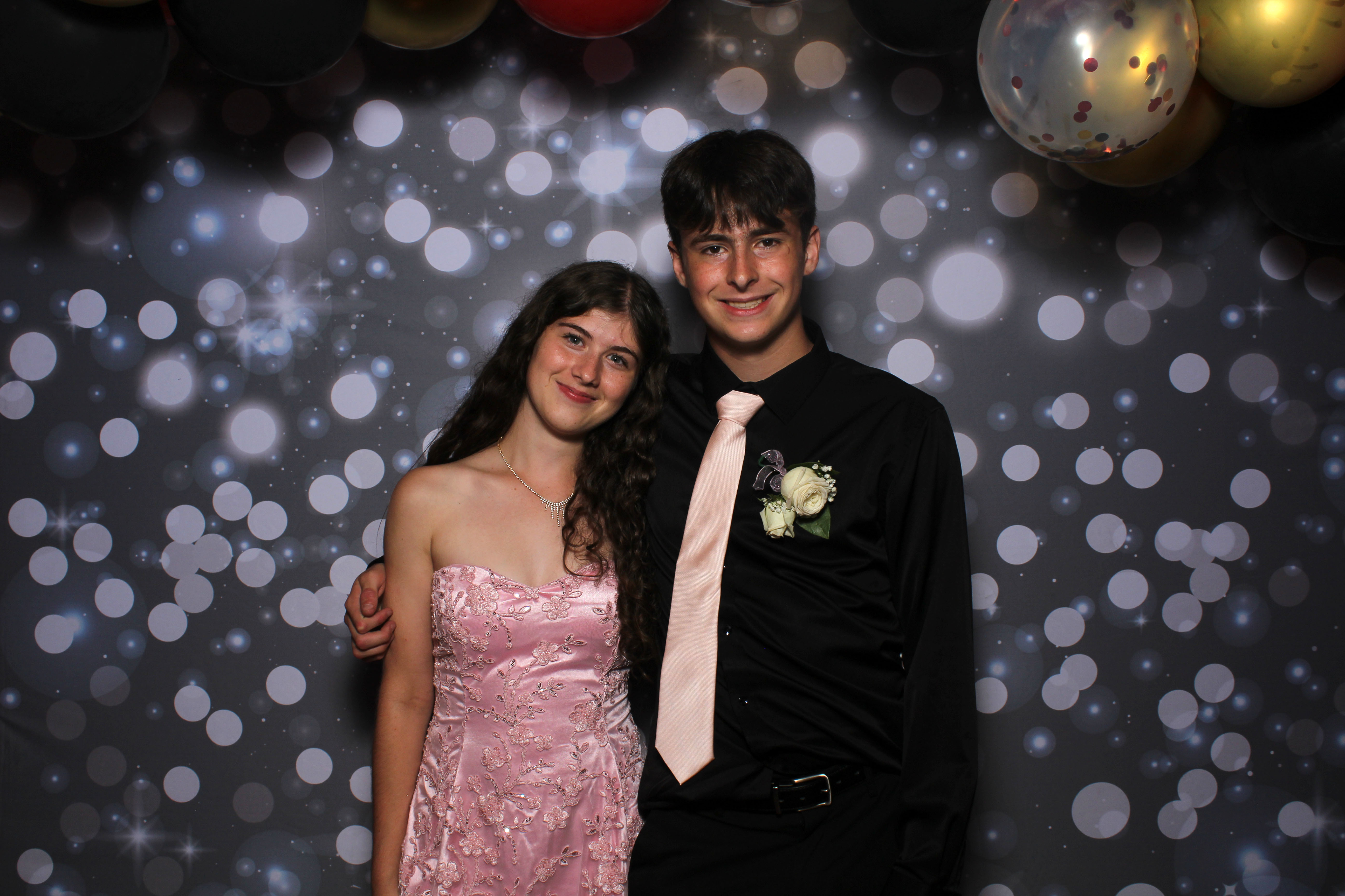 Walnut Hills Homecoming | View more photos from the event at gallery.photoboothcincy.com/u/PhotoBoothCincy/Walnut-Hills-Homecoming-0