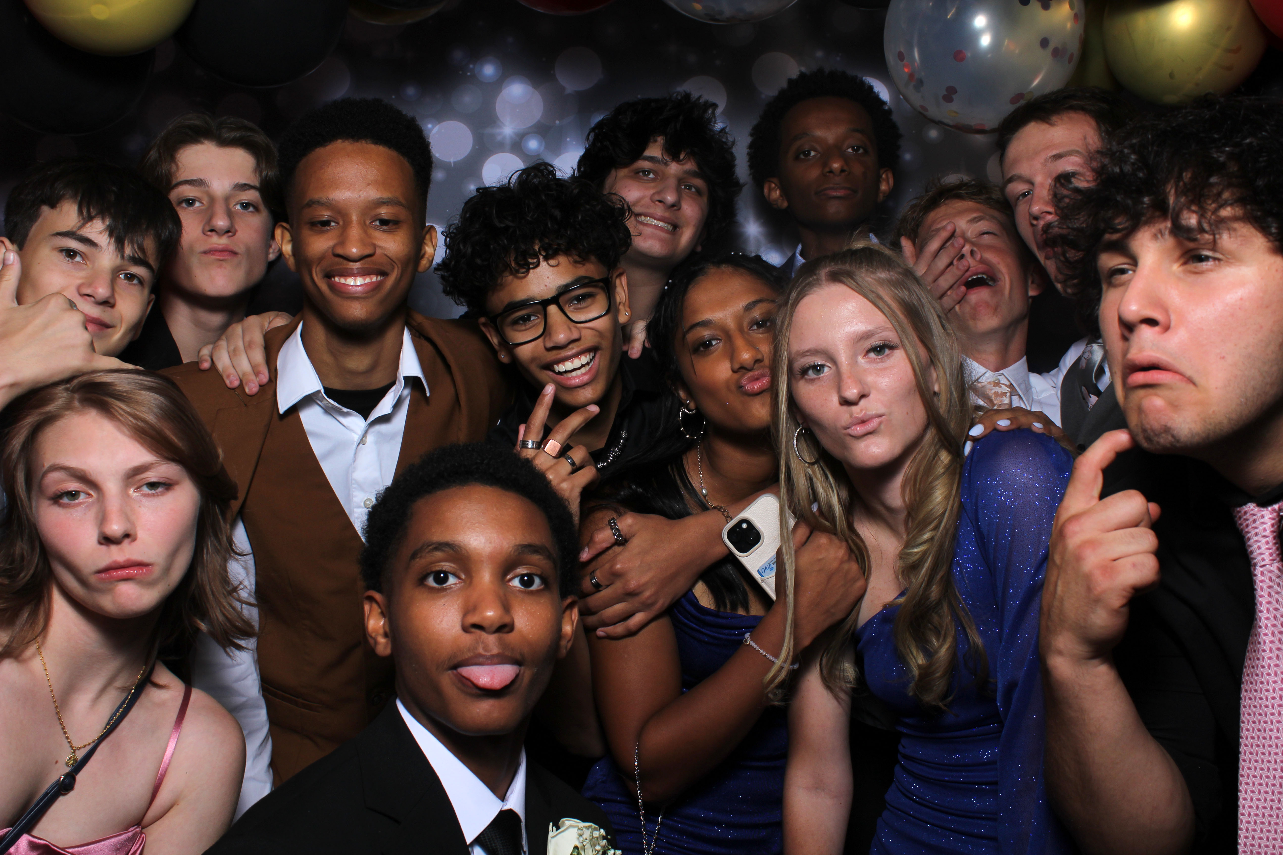 Walnut Hills Homecoming | View more photos from the event at gallery.photoboothcincy.com/u/PhotoBoothCincy/Walnut-Hills-Homecoming-0