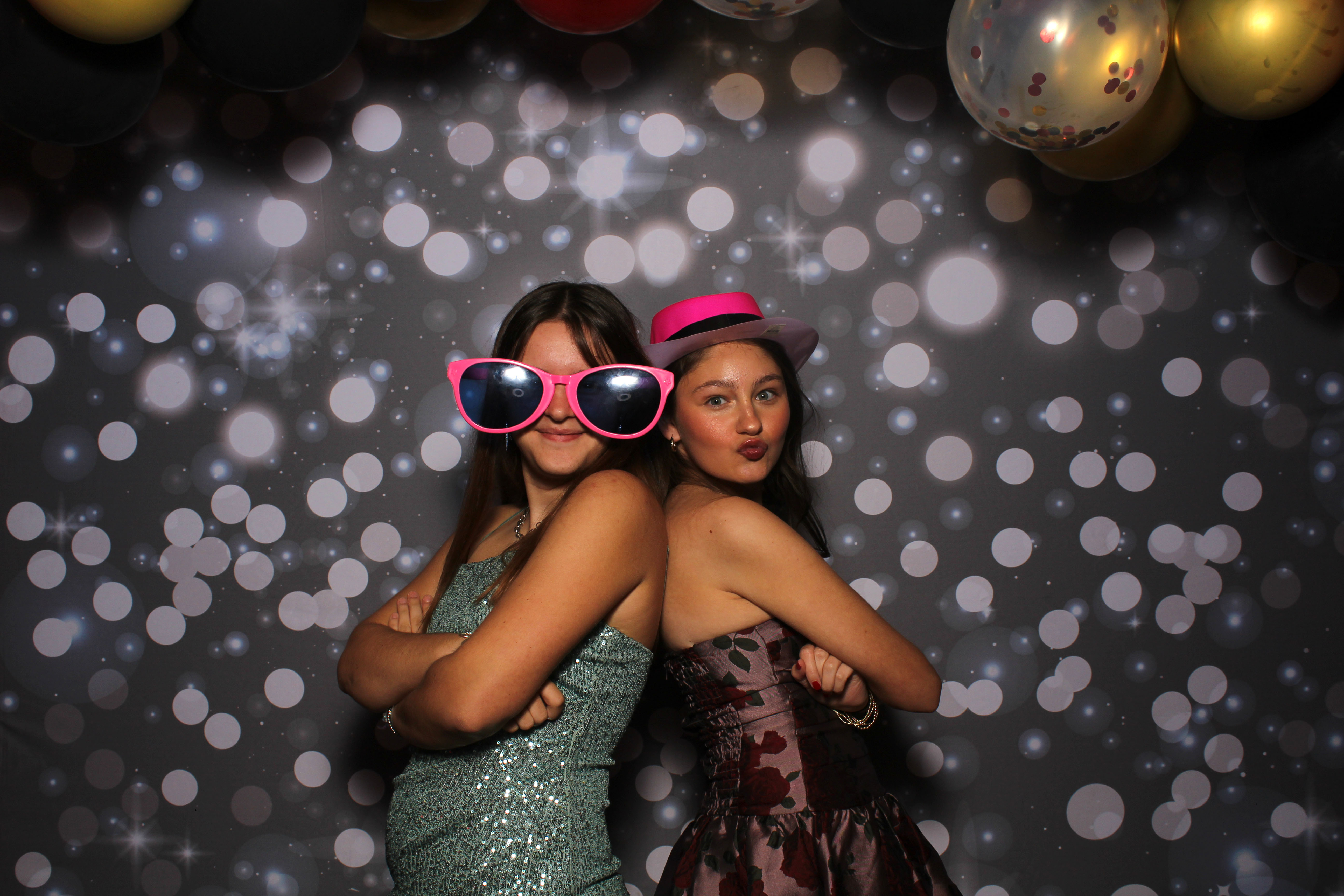 Walnut Hills Homecoming | View more photos from the event at gallery.photoboothcincy.com/u/PhotoBoothCincy/Walnut-Hills-Homecoming-0