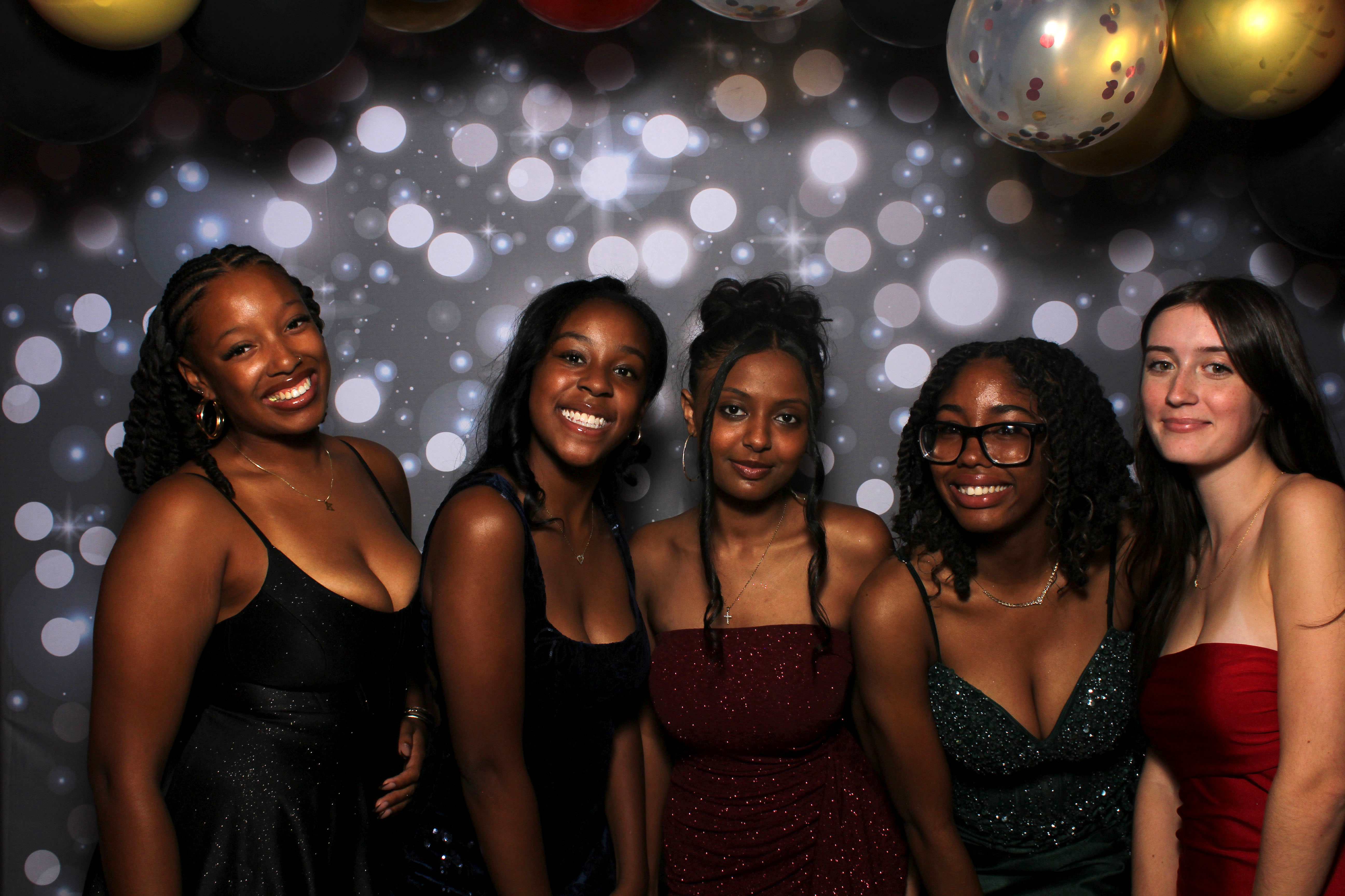 Walnut Hills Homecoming | View more photos from the event at gallery.photoboothcincy.com/u/PhotoBoothCincy/Walnut-Hills-Homecoming-0