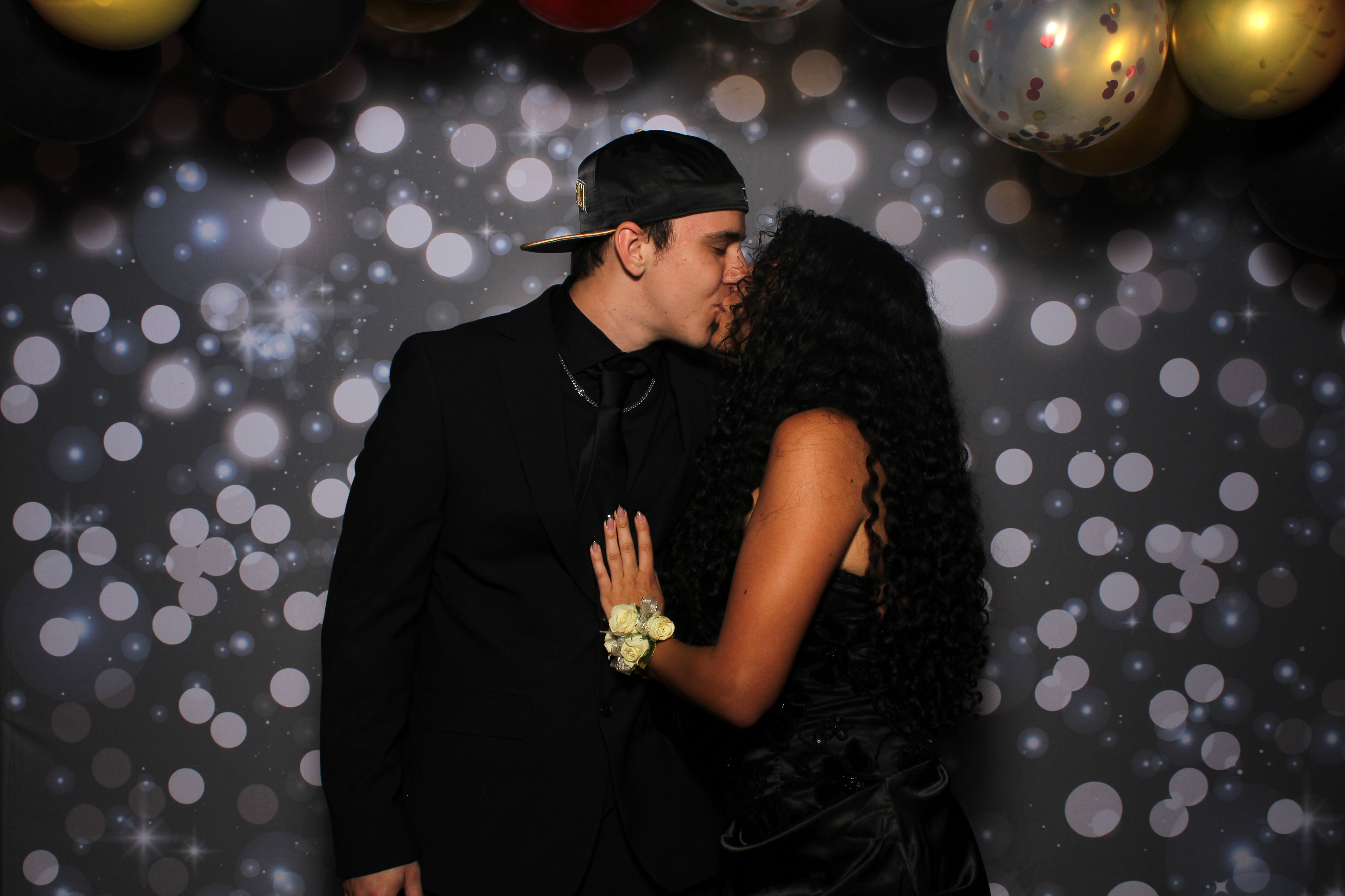 Walnut Hills Homecoming | View more photos from the event at gallery.photoboothcincy.com/u/PhotoBoothCincy/Walnut-Hills-Homecoming-0
