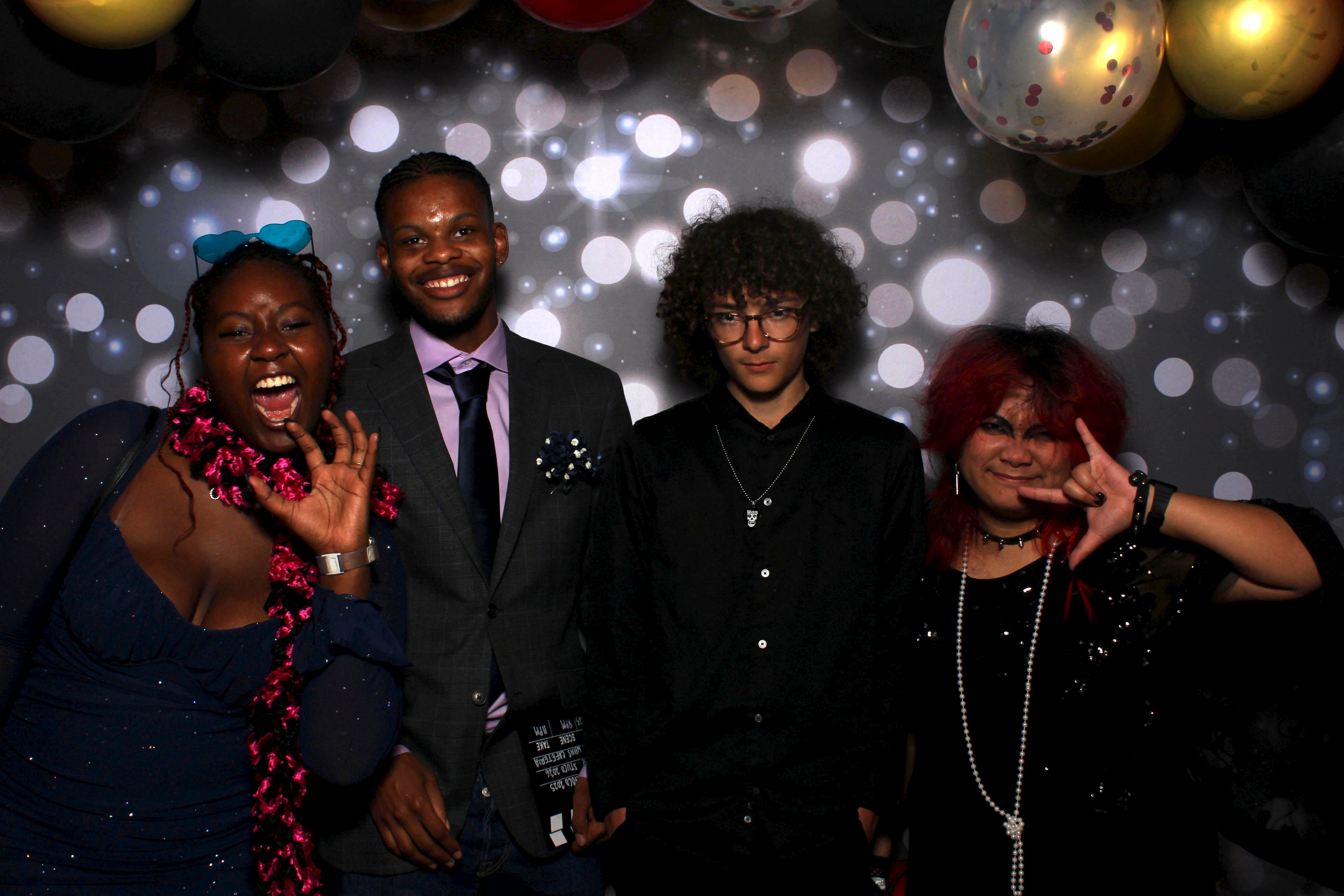 Walnut Hills Homecoming | View more photos from the event at gallery.photoboothcincy.com/u/PhotoBoothCincy/Walnut-Hills-Homecoming-0