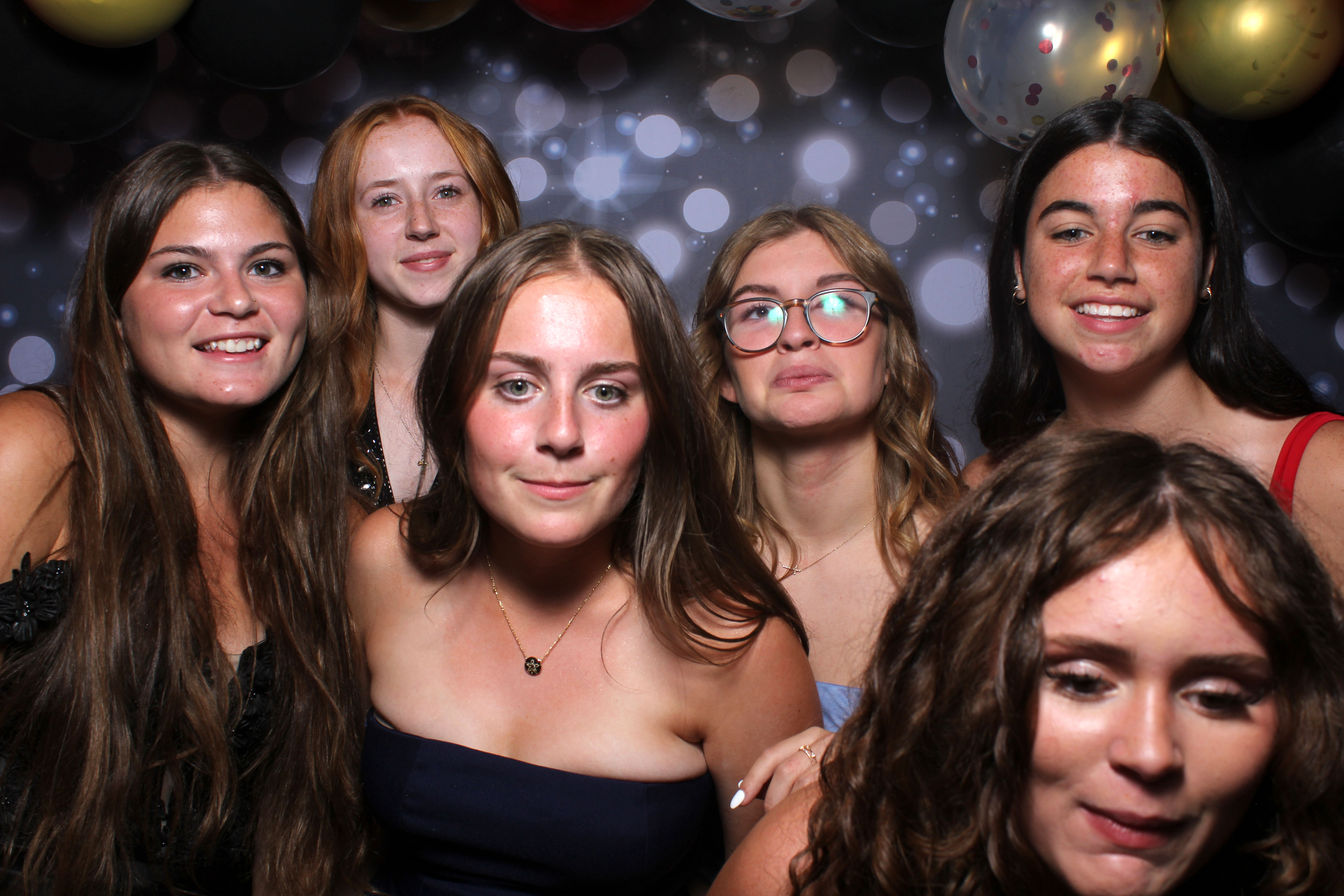Walnut Hills Homecoming | View more photos from the event at gallery.photoboothcincy.com/u/PhotoBoothCincy/Walnut-Hills-Homecoming-0