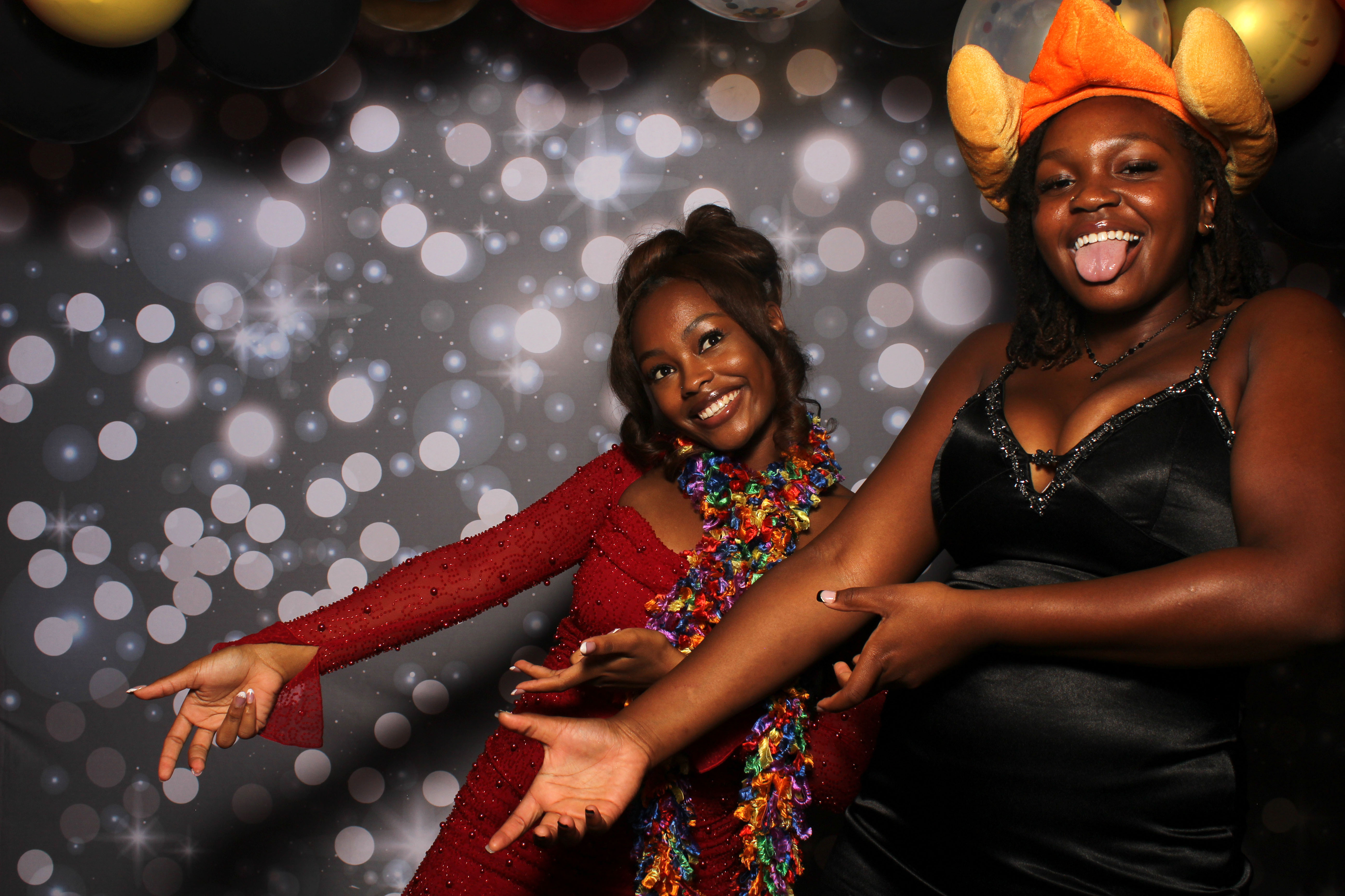 Walnut Hills Homecoming | View more photos from the event at gallery.photoboothcincy.com/u/PhotoBoothCincy/Walnut-Hills-Homecoming-0