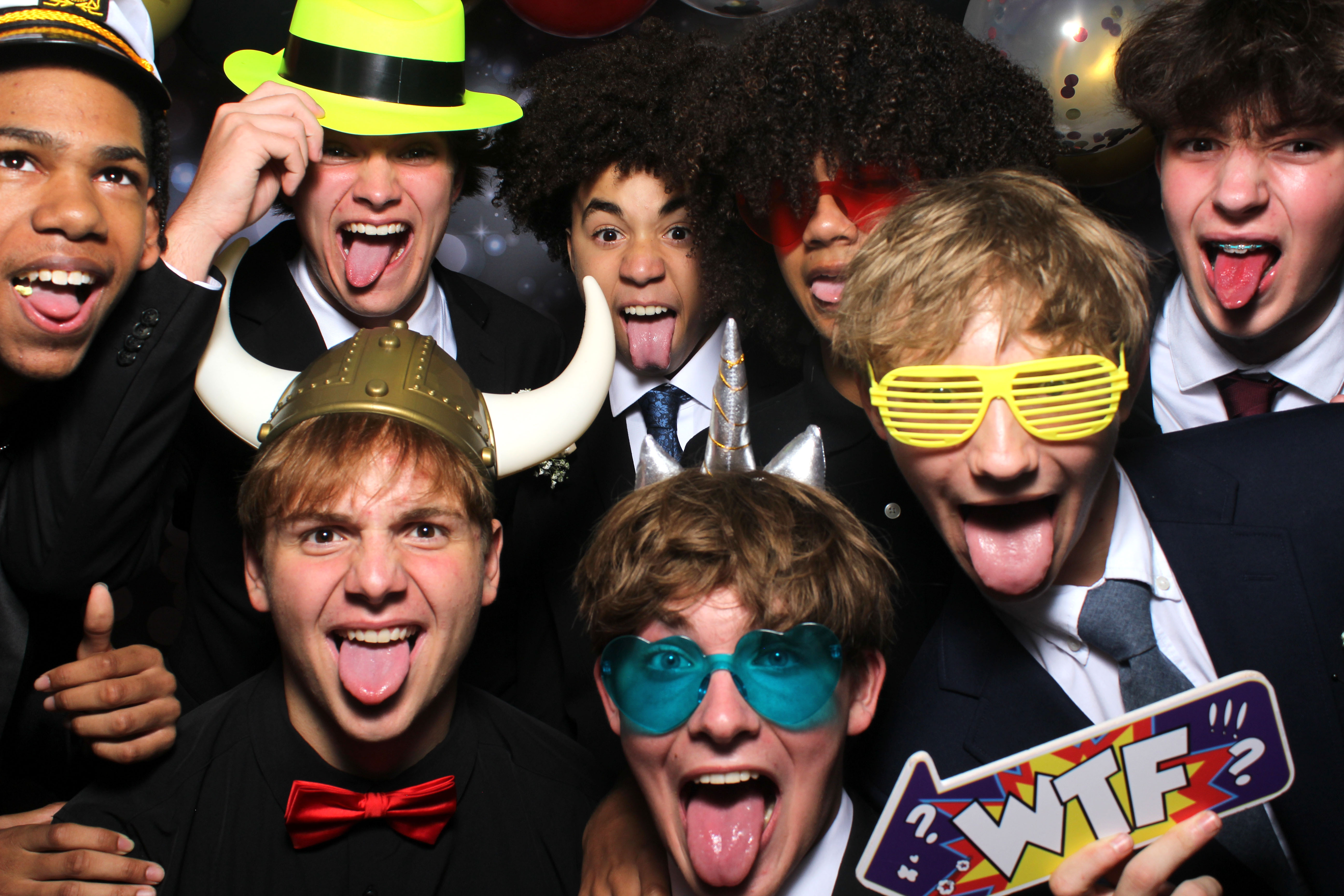 Walnut Hills Homecoming | View more photos from the event at gallery.photoboothcincy.com/u/PhotoBoothCincy/Walnut-Hills-Homecoming-0