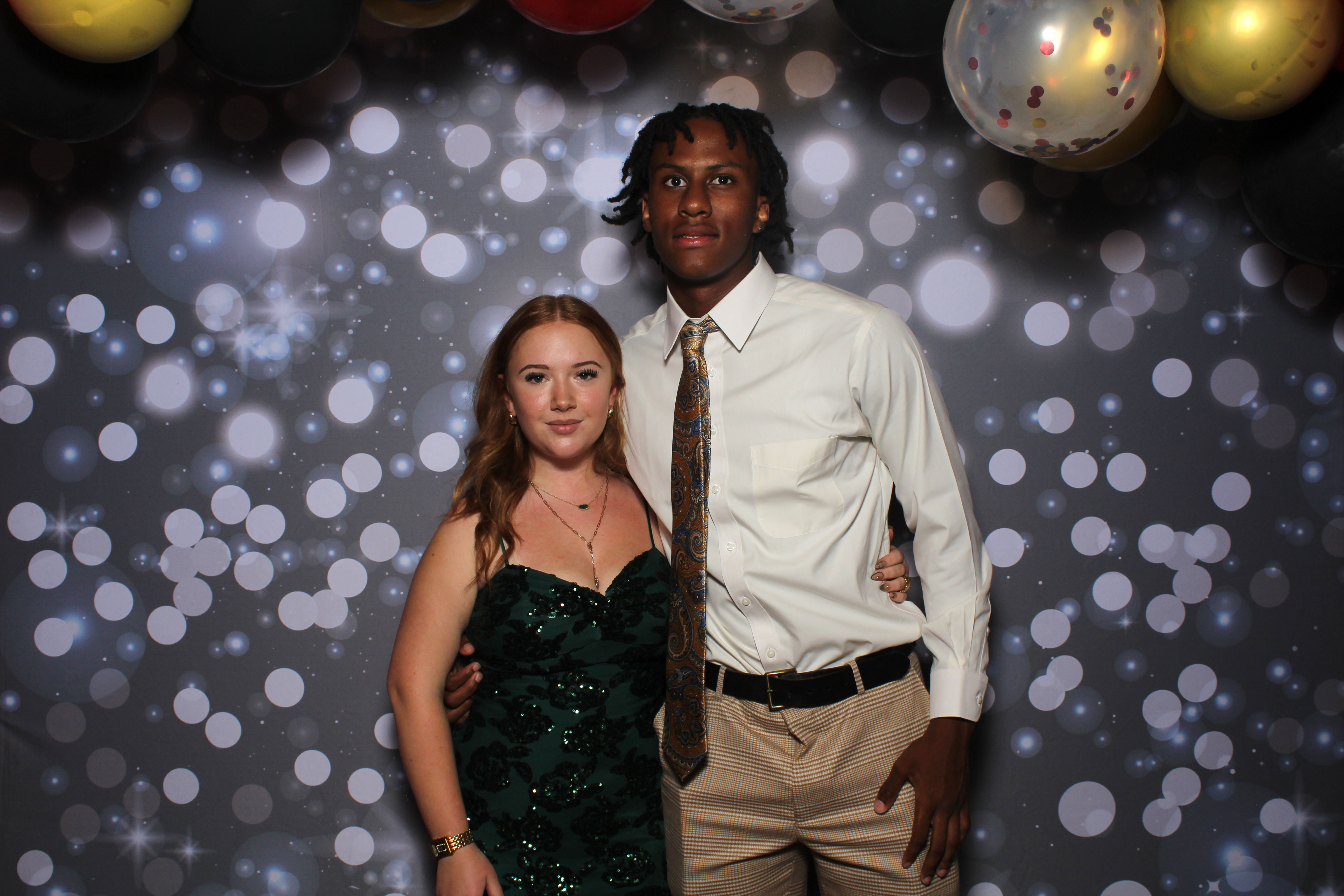 Walnut Hills Homecoming | View more photos from the event at gallery.photoboothcincy.com/u/PhotoBoothCincy/Walnut-Hills-Homecoming-0