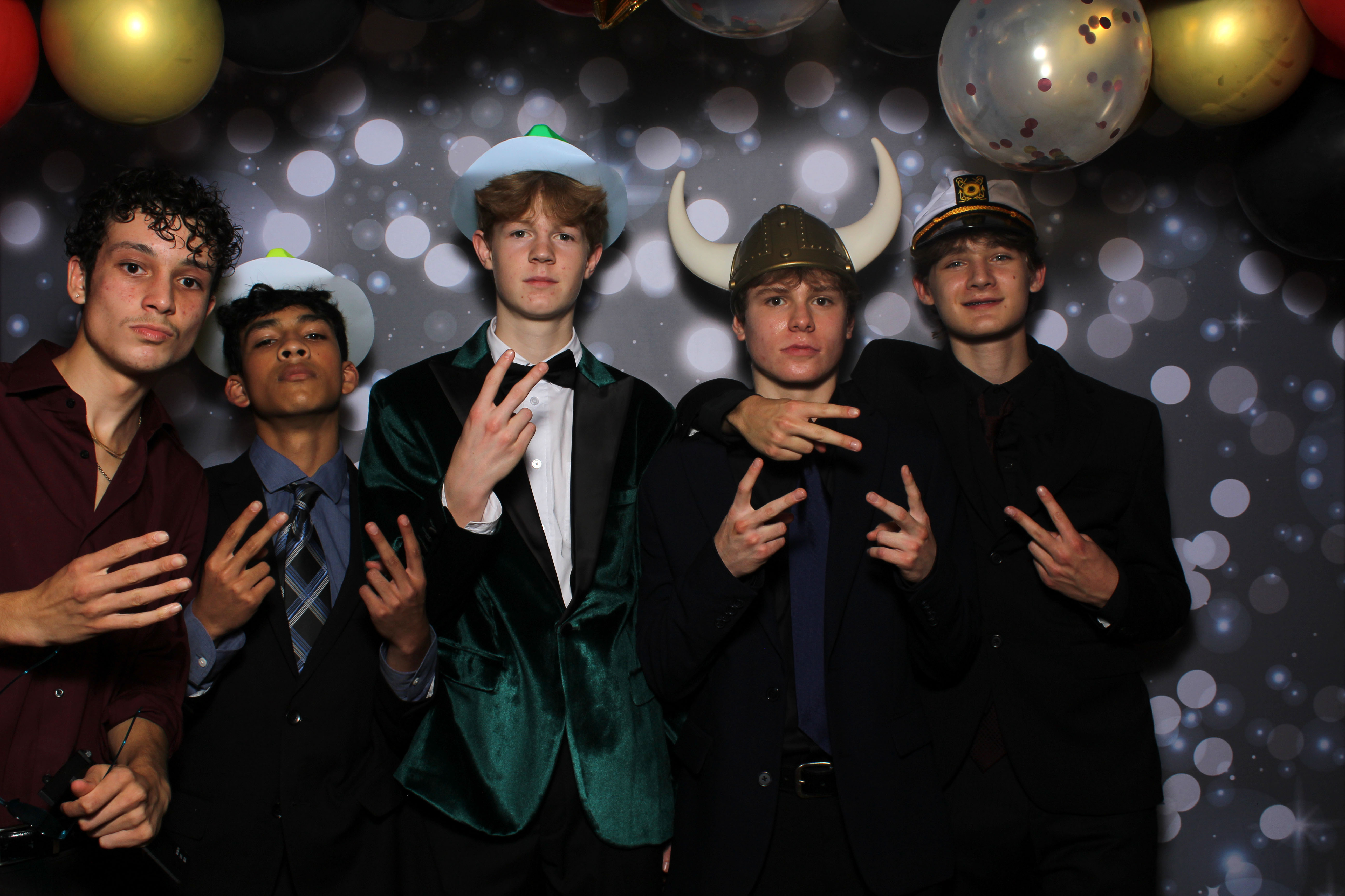 Walnut Hills Homecoming | View more photos from the event at gallery.photoboothcincy.com/u/PhotoBoothCincy/Walnut-Hills-Homecoming-0