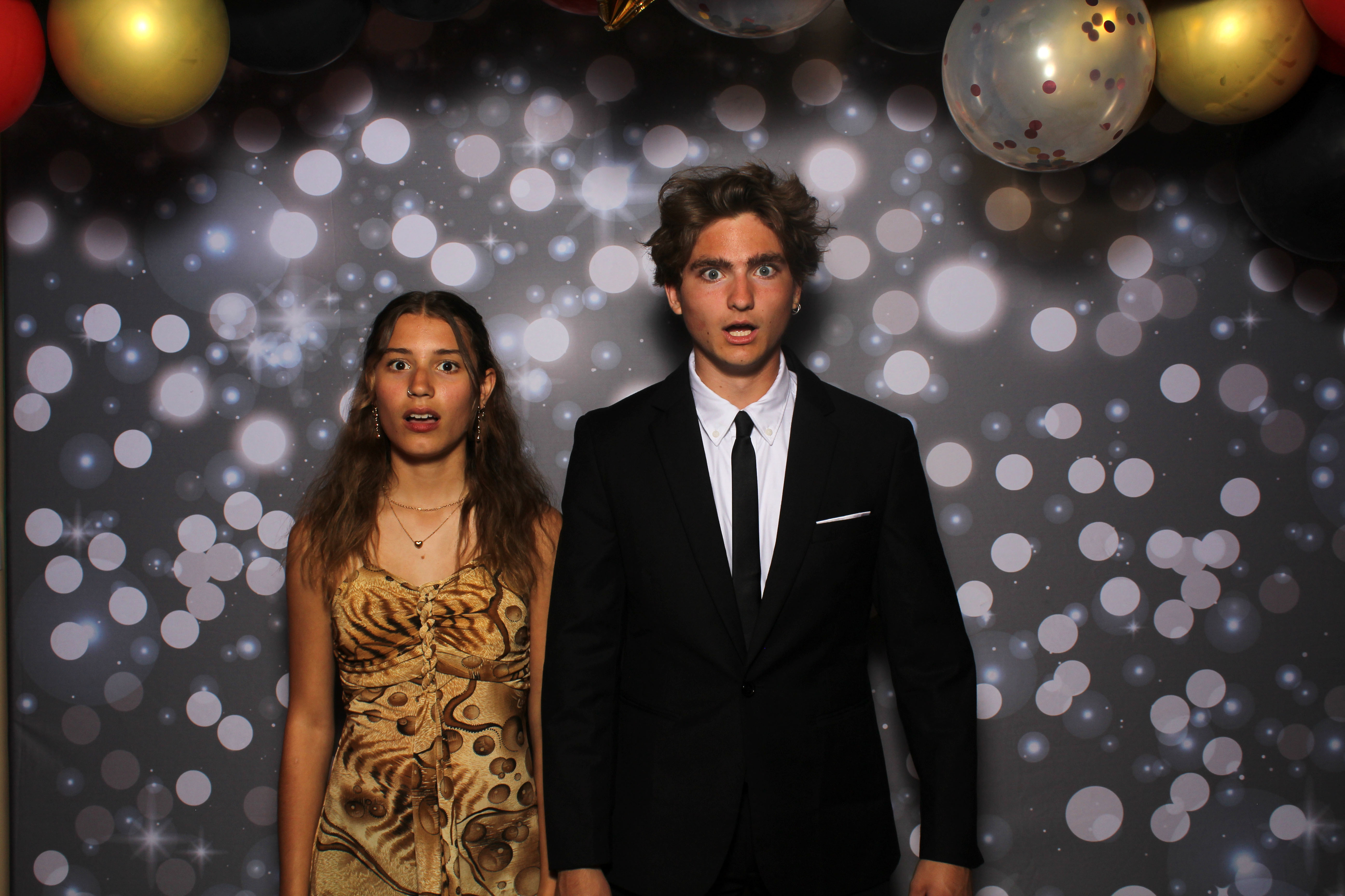 Walnut Hills Homecoming | View more photos from the event at gallery.photoboothcincy.com/u/PhotoBoothCincy/Walnut-Hills-Homecoming-0