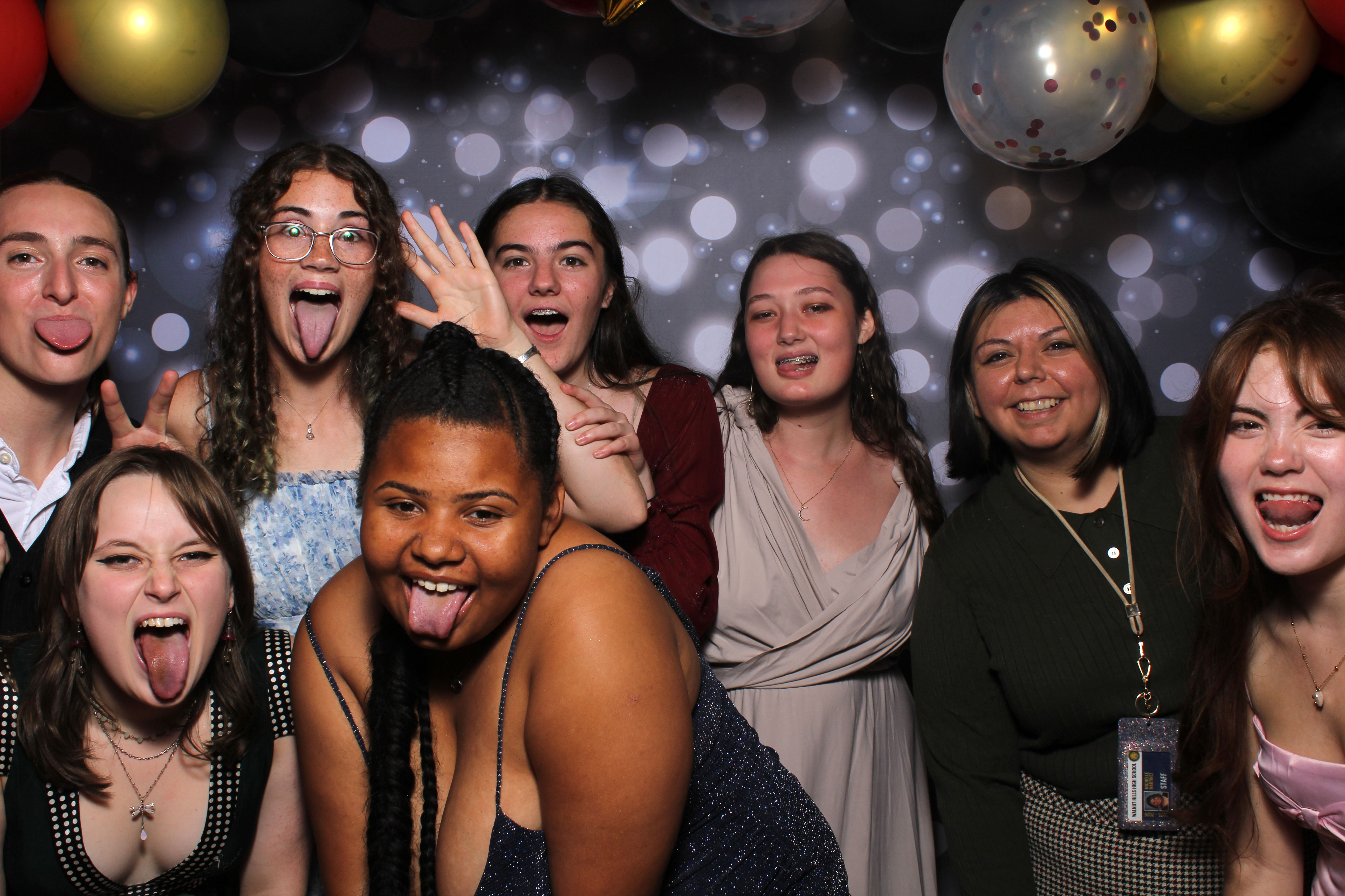 Walnut Hills Homecoming | View more photos from the event at gallery.photoboothcincy.com/u/PhotoBoothCincy/Walnut-Hills-Homecoming-0