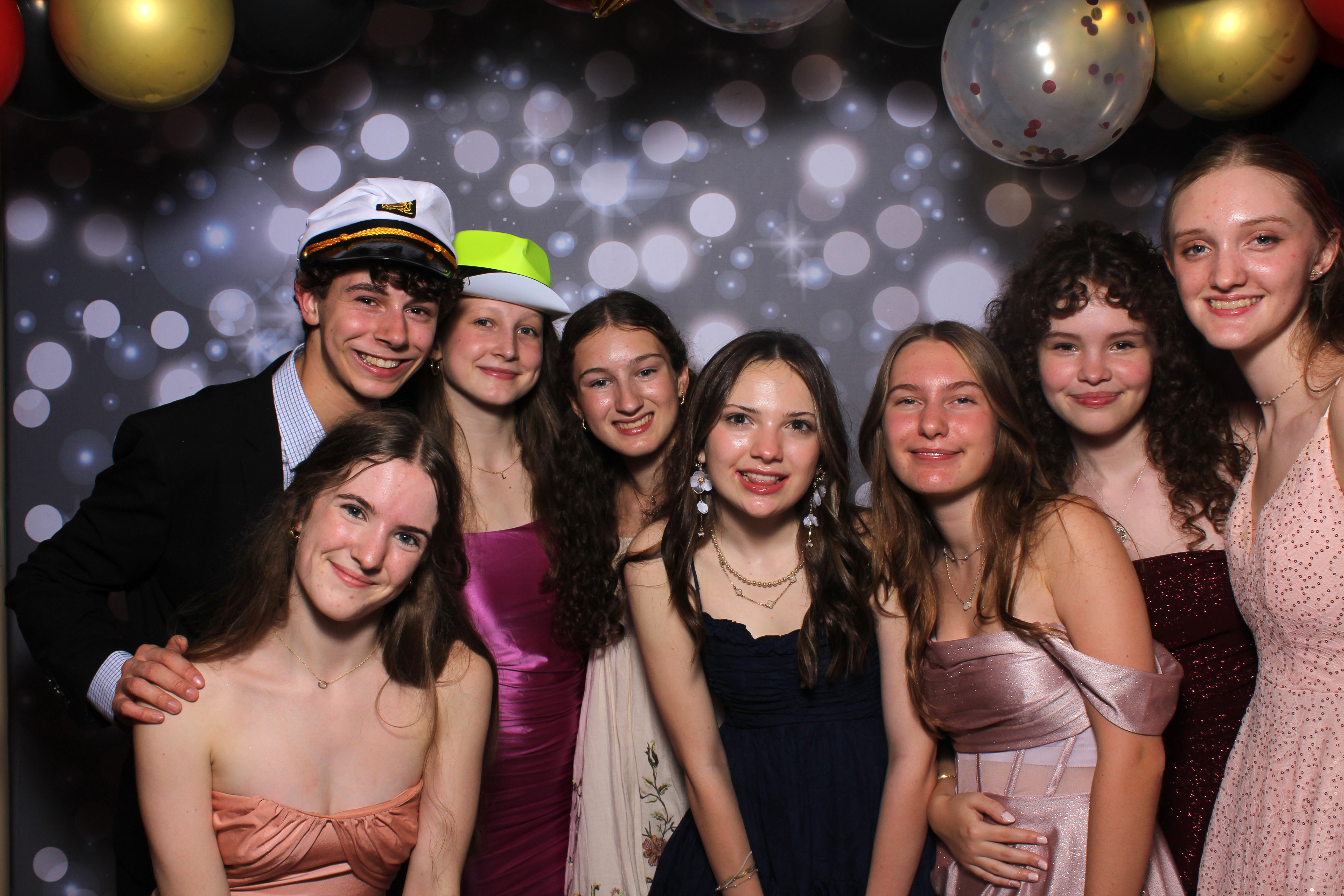 Walnut Hills Homecoming | View more photos from the event at gallery.photoboothcincy.com/u/PhotoBoothCincy/Walnut-Hills-Homecoming-0