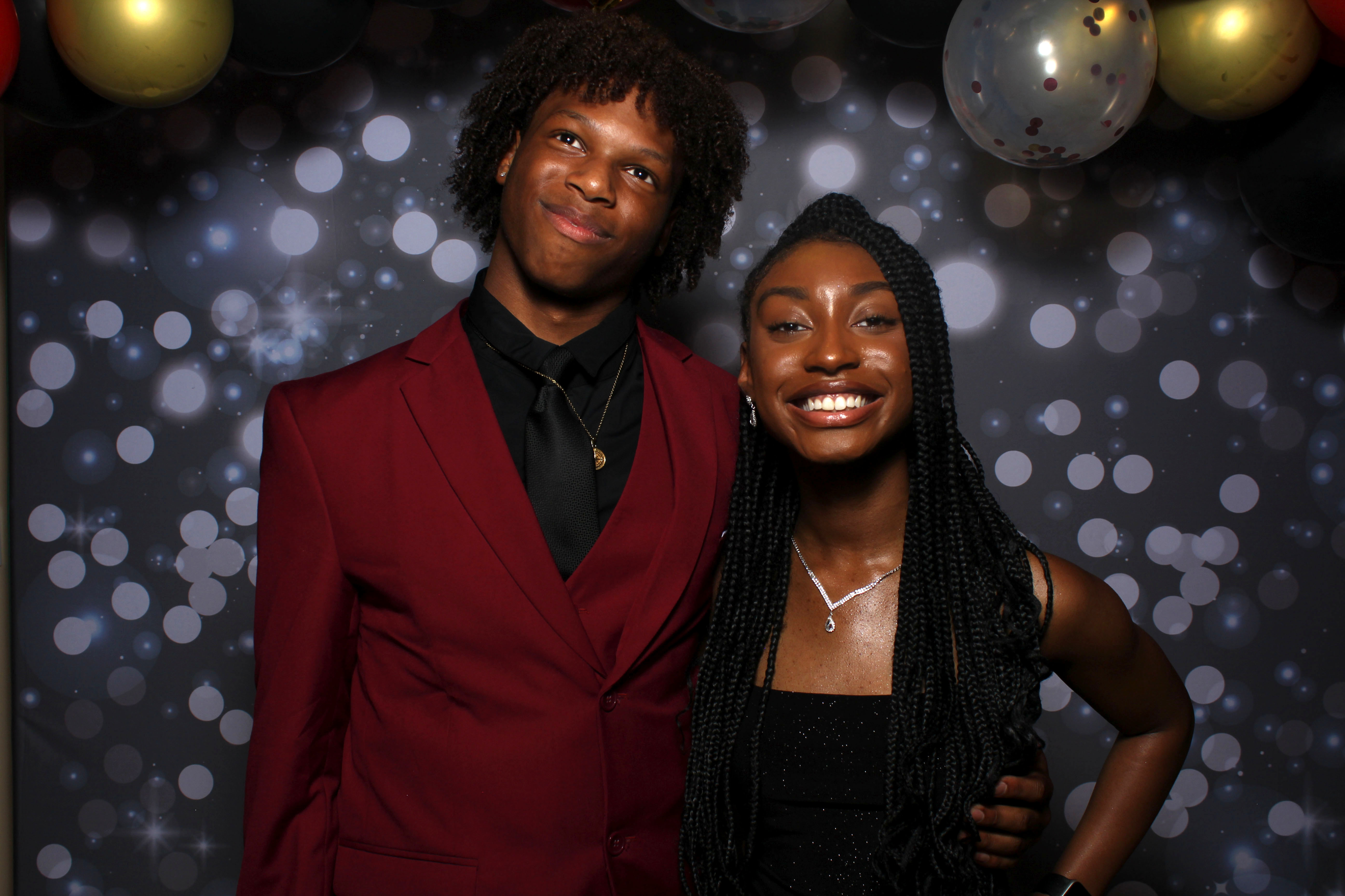 Walnut Hills Homecoming | View more photos from the event at gallery.photoboothcincy.com/u/PhotoBoothCincy/Walnut-Hills-Homecoming-0