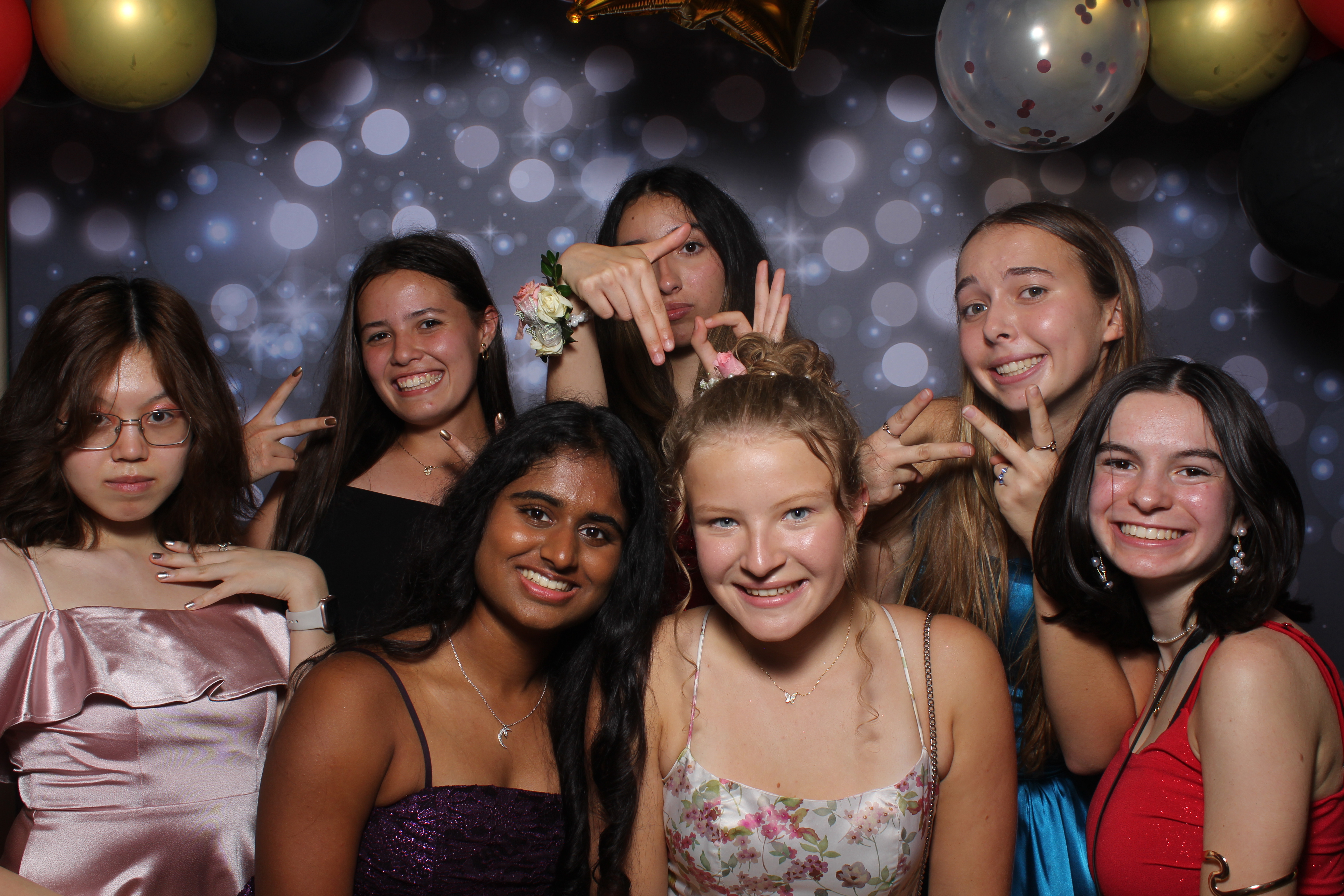 Walnut Hills Homecoming | View more photos from the event at gallery.photoboothcincy.com/u/PhotoBoothCincy/Walnut-Hills-Homecoming-0